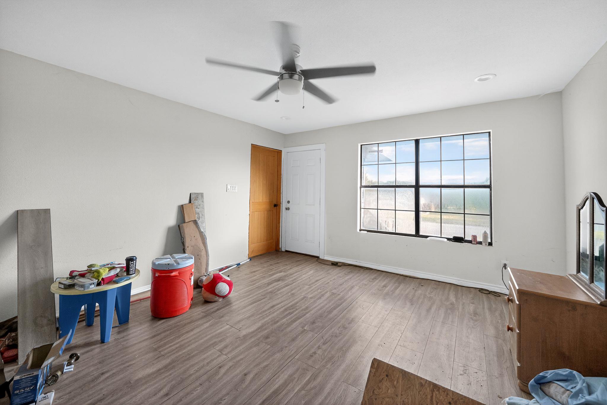 Image 31 of 35 For 201 Brazos St