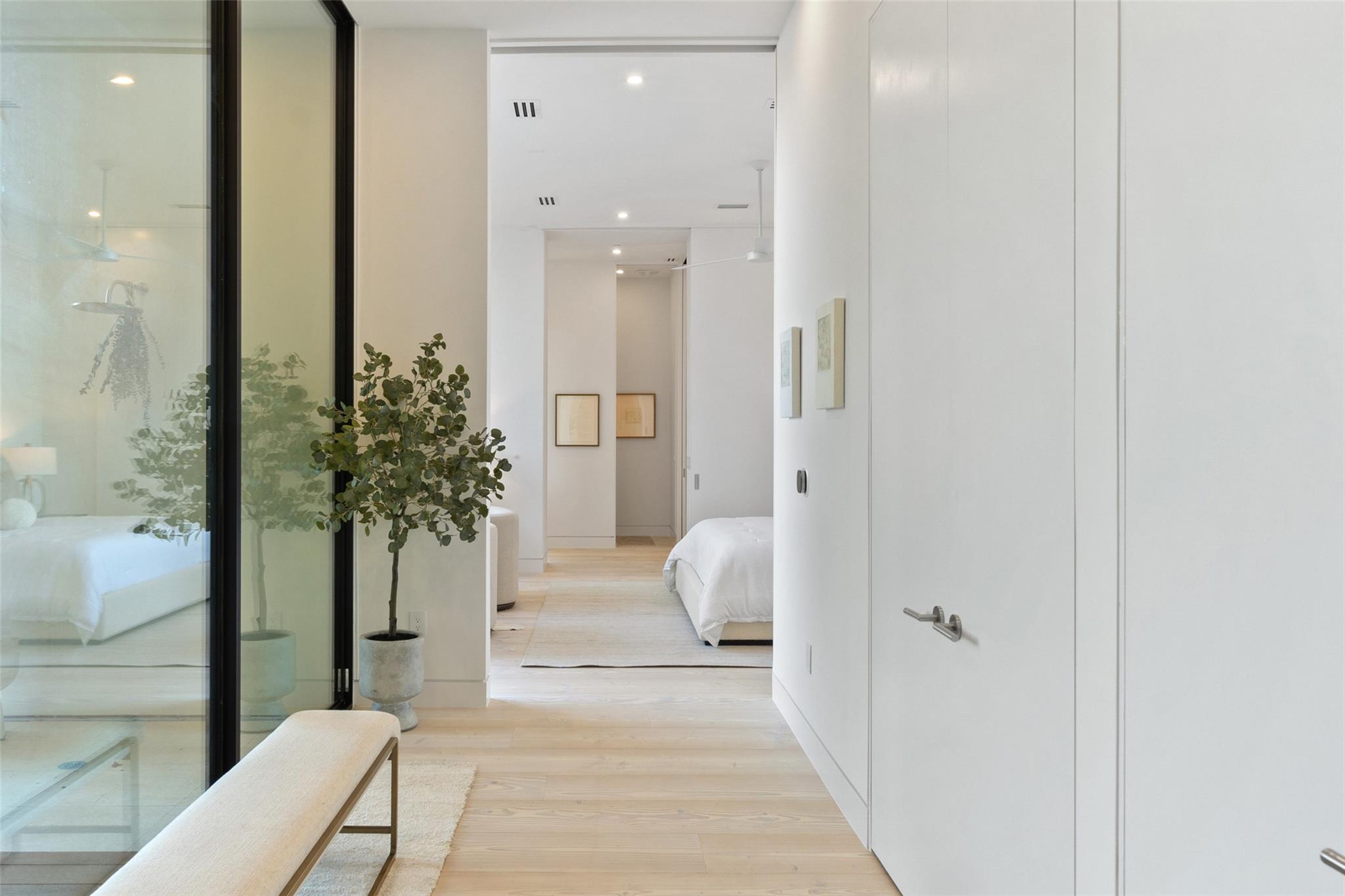 Image 14 of 32 For 2605 Rockingham Dr