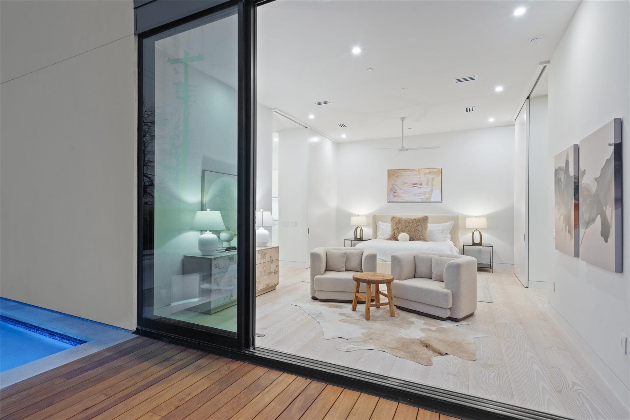 Image 18 of 32 For 2605 Rockingham Dr