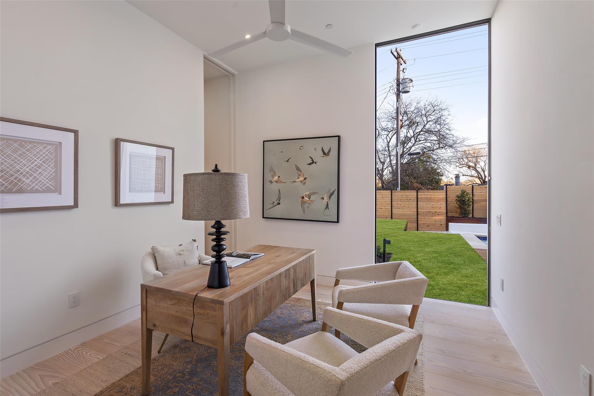 Image 23 of 32 For 2605 Rockingham Dr