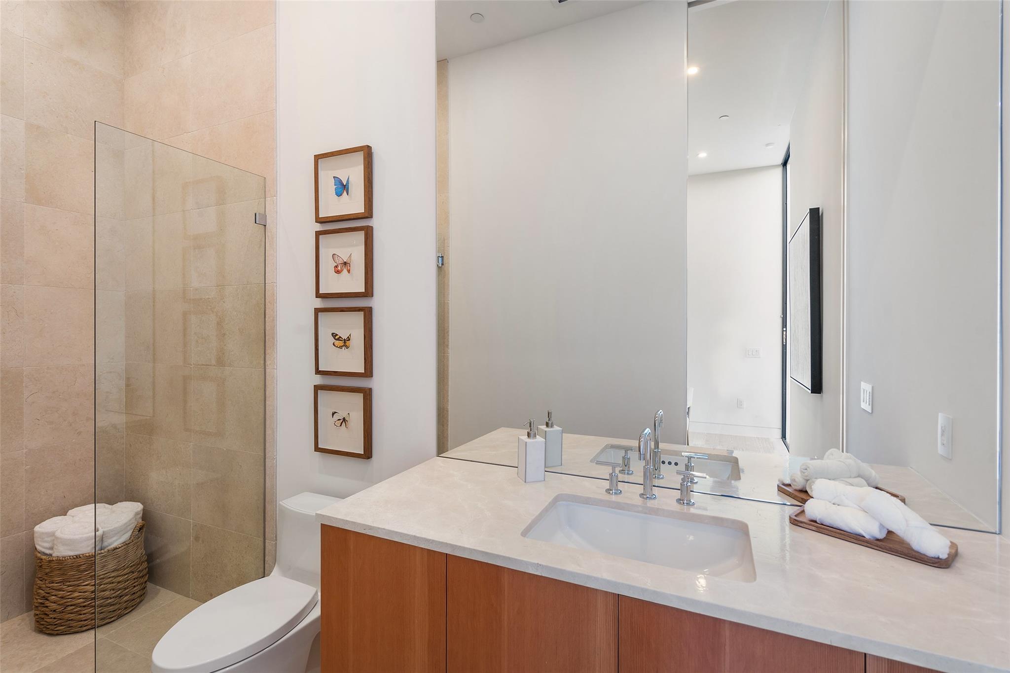 Image 24 of 32 For 2605 Rockingham Dr