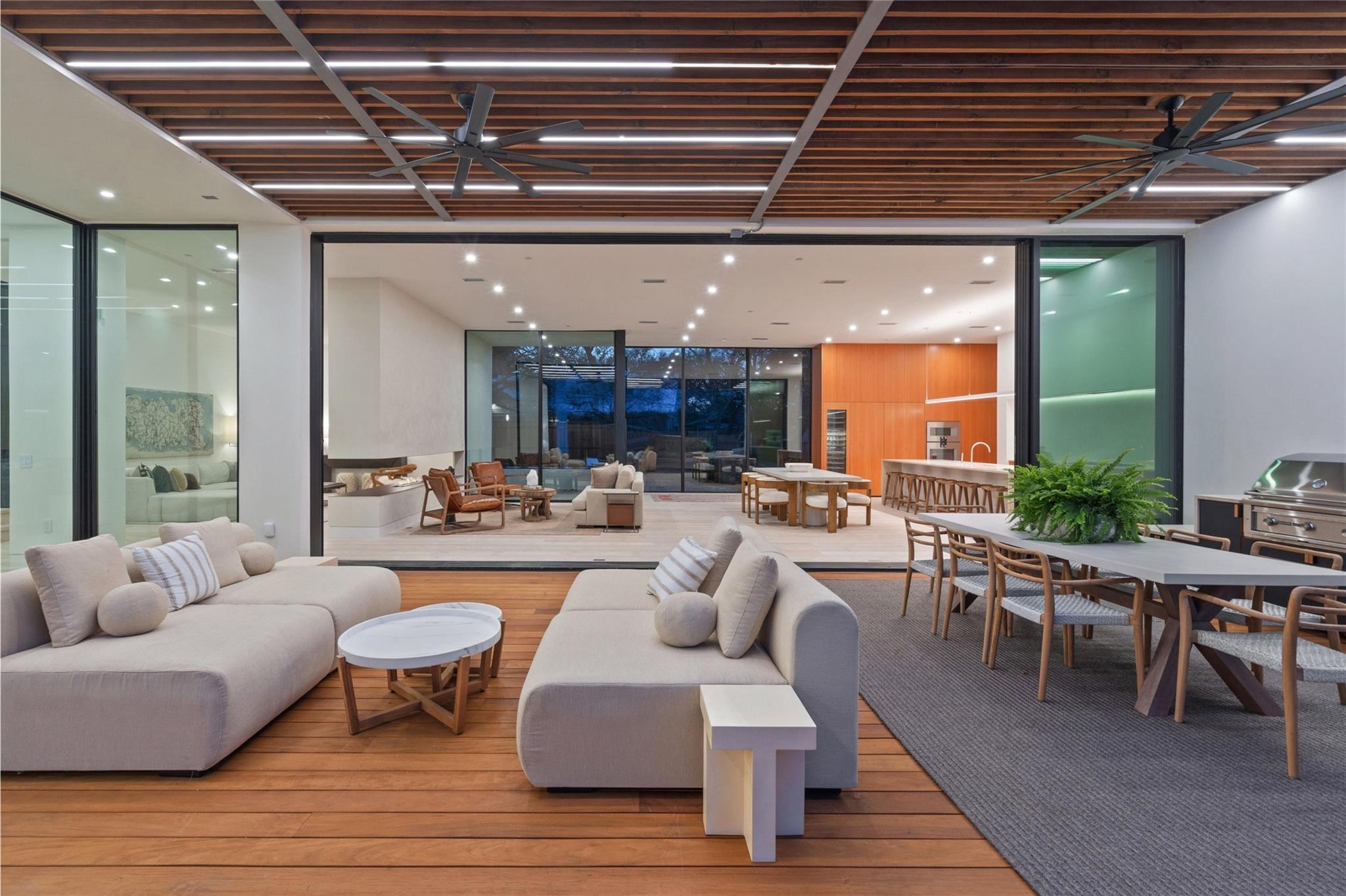 Image 28 of 32 For 2605 Rockingham Dr