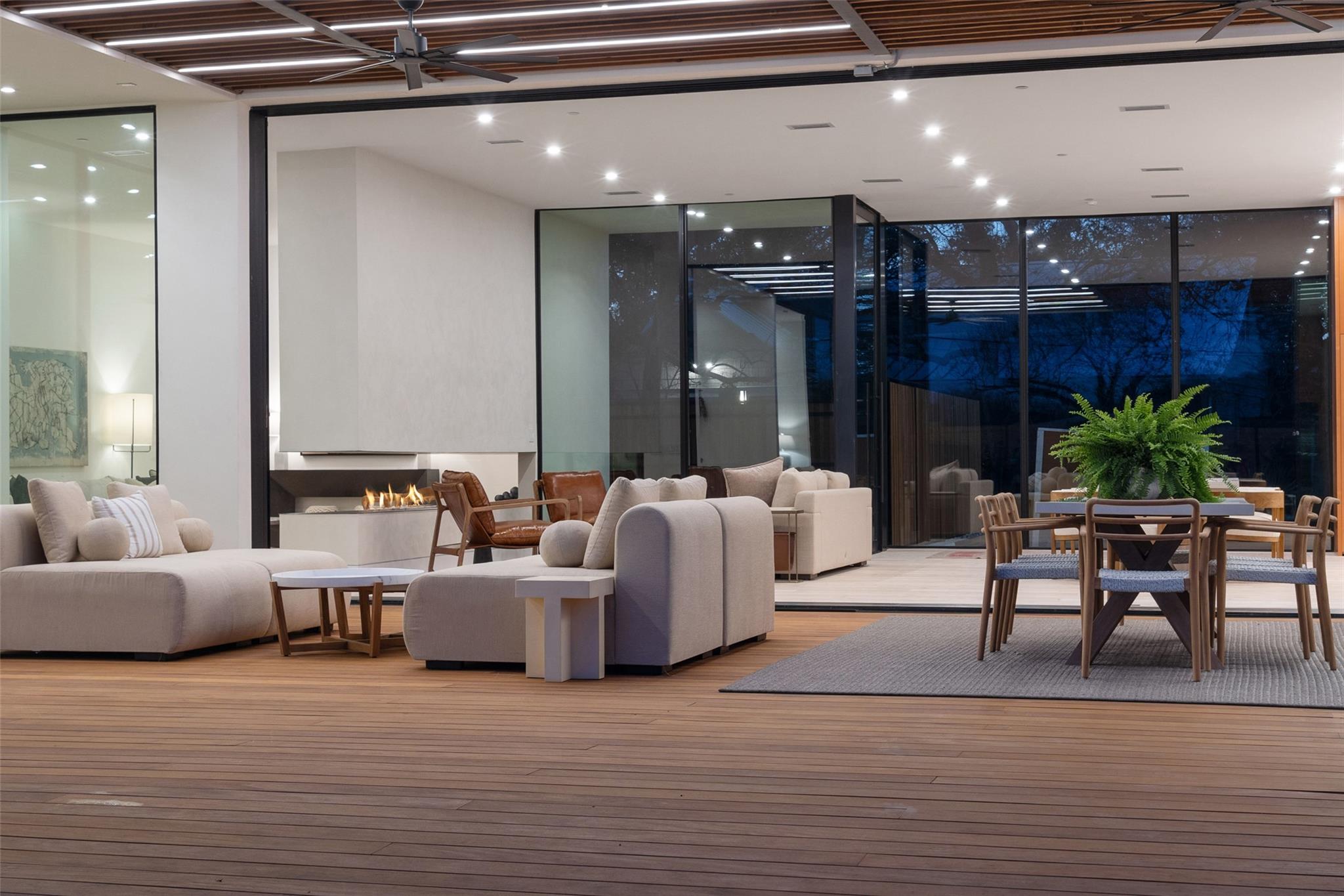 Image 31 of 32 For 2605 Rockingham Dr