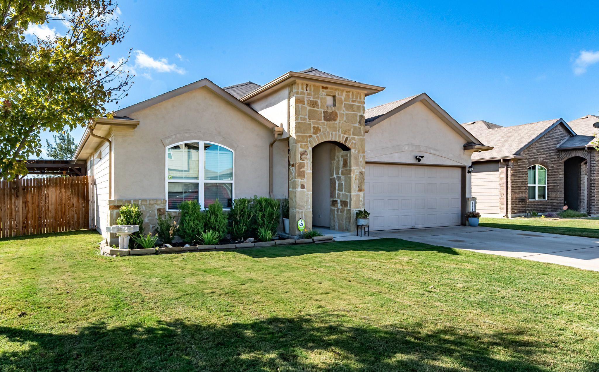 Details for 484 Copper Hill Dr, New Braunfels, TX 78130