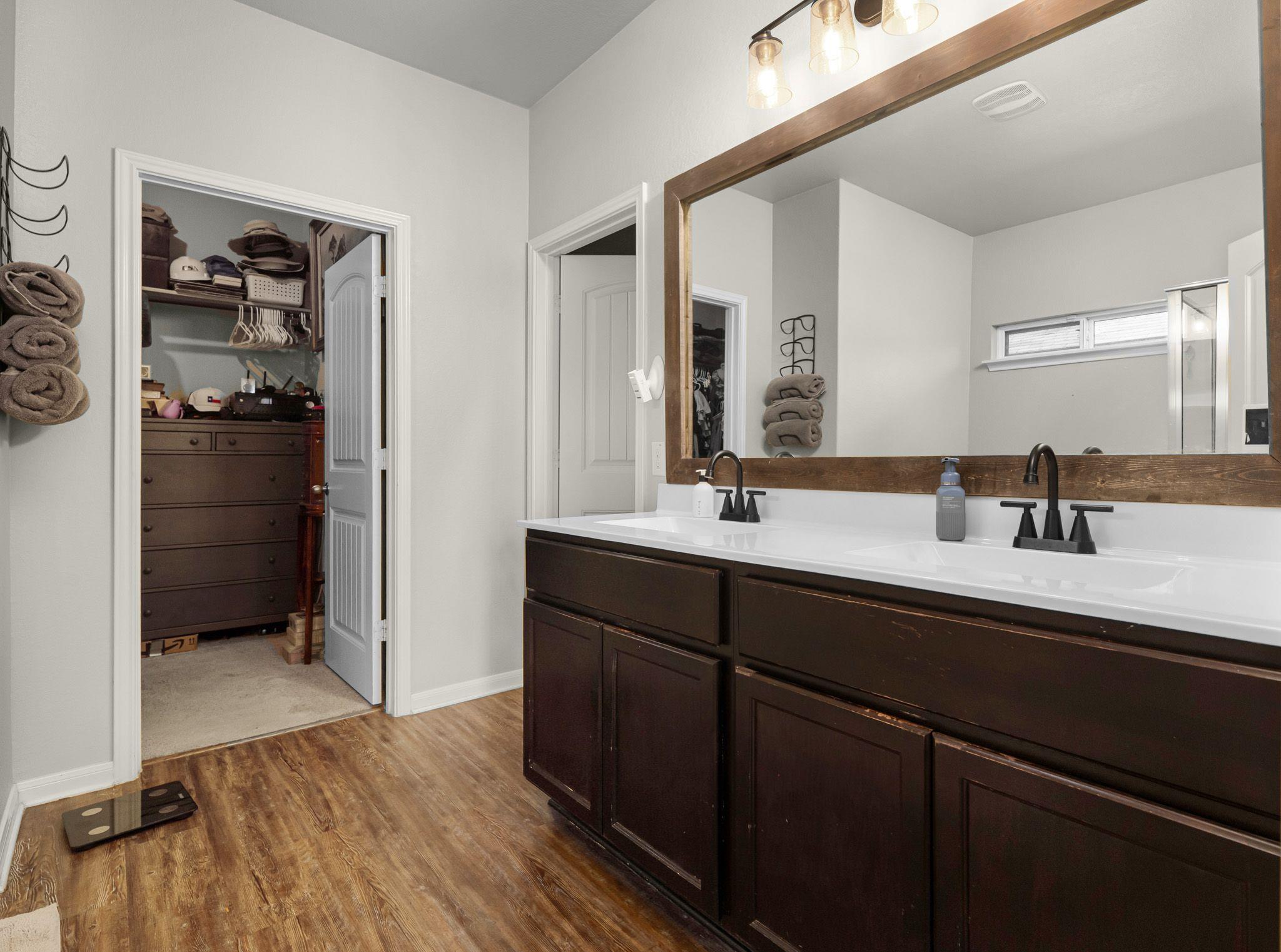 Image 10 of 19 For 484 Copper Hill Dr