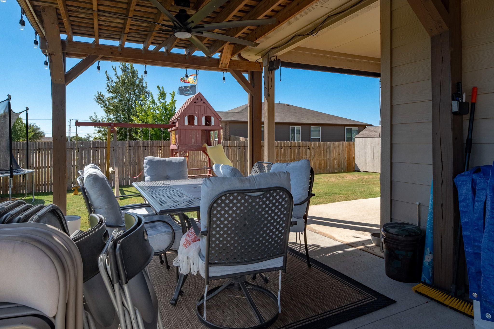 Image 18 of 19 For 484 Copper Hill Dr