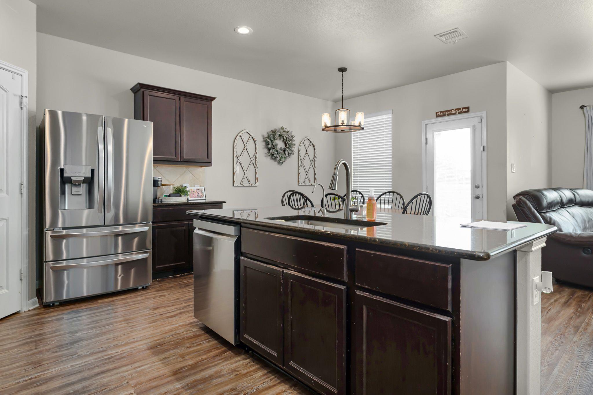 Image 5 of 19 For 484 Copper Hill Dr