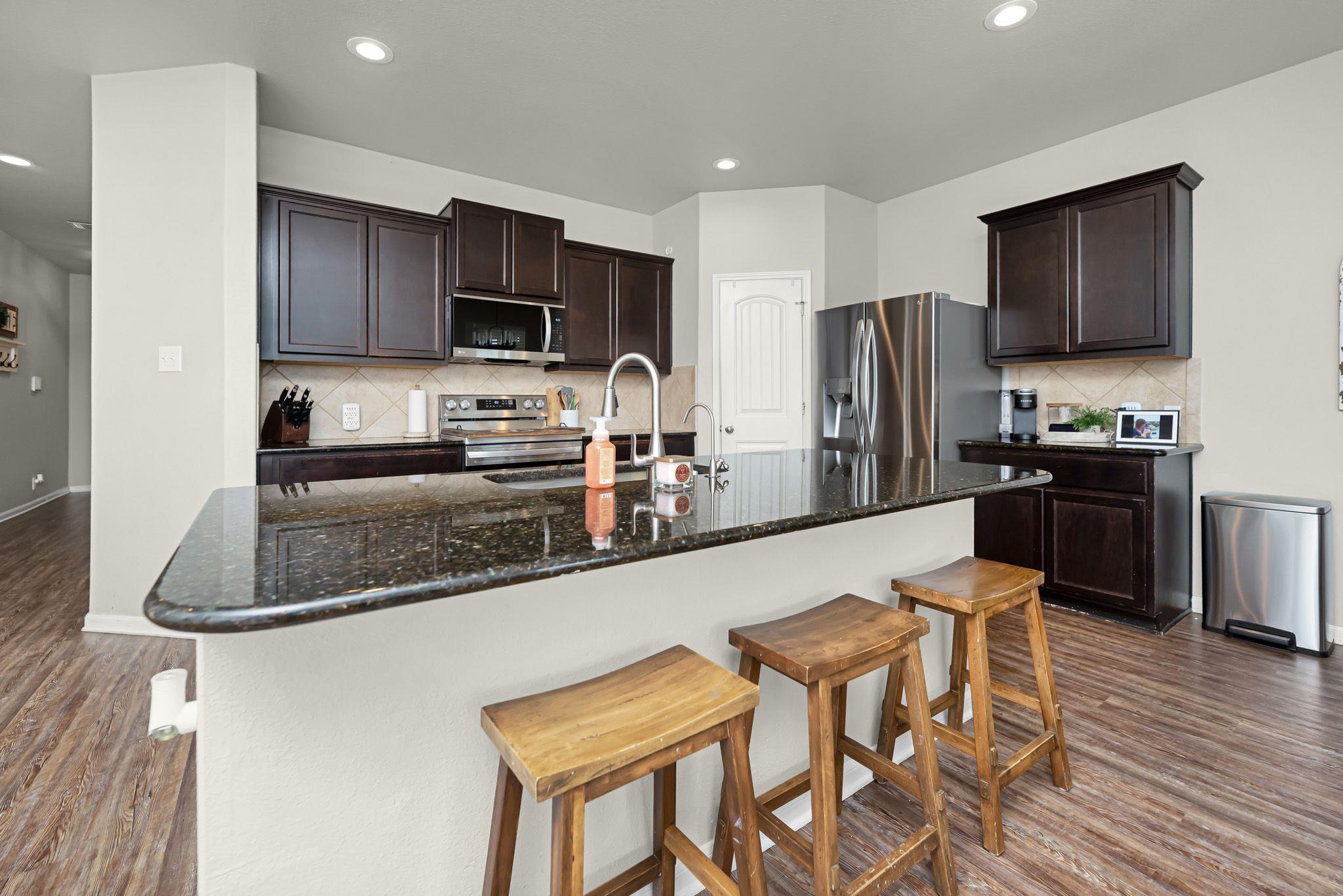 Image 6 of 19 For 484 Copper Hill Dr