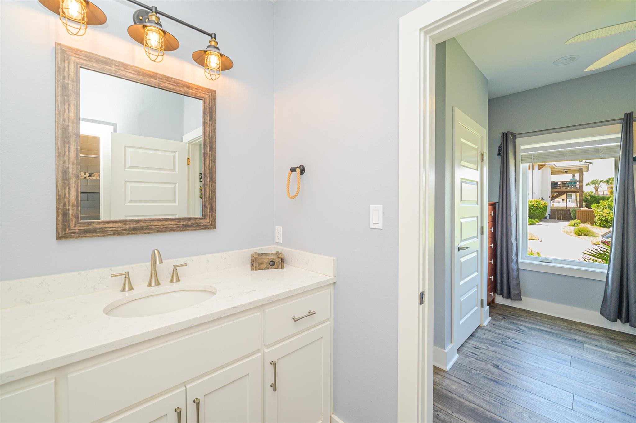 Image 30 of 40 For 14 Luau Ln