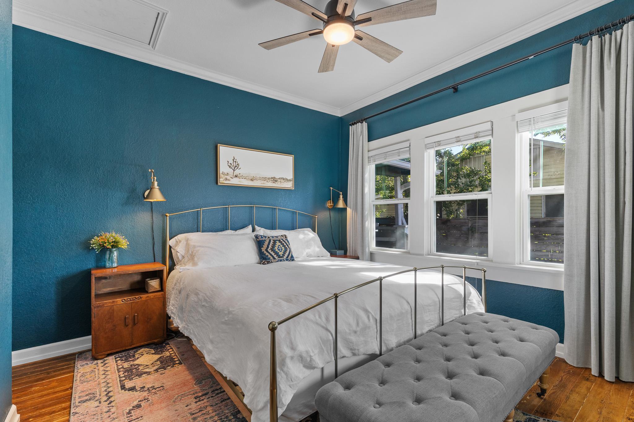 Image 17 of 35 For 519 Ashby Pl