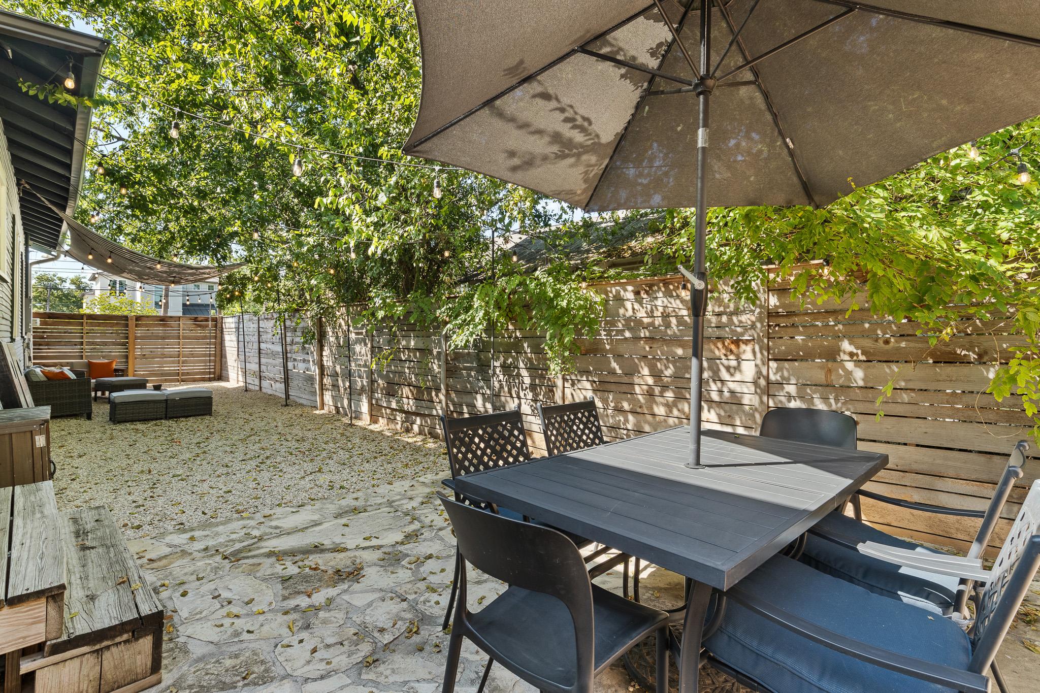 Image 27 of 35 For 519 Ashby Pl