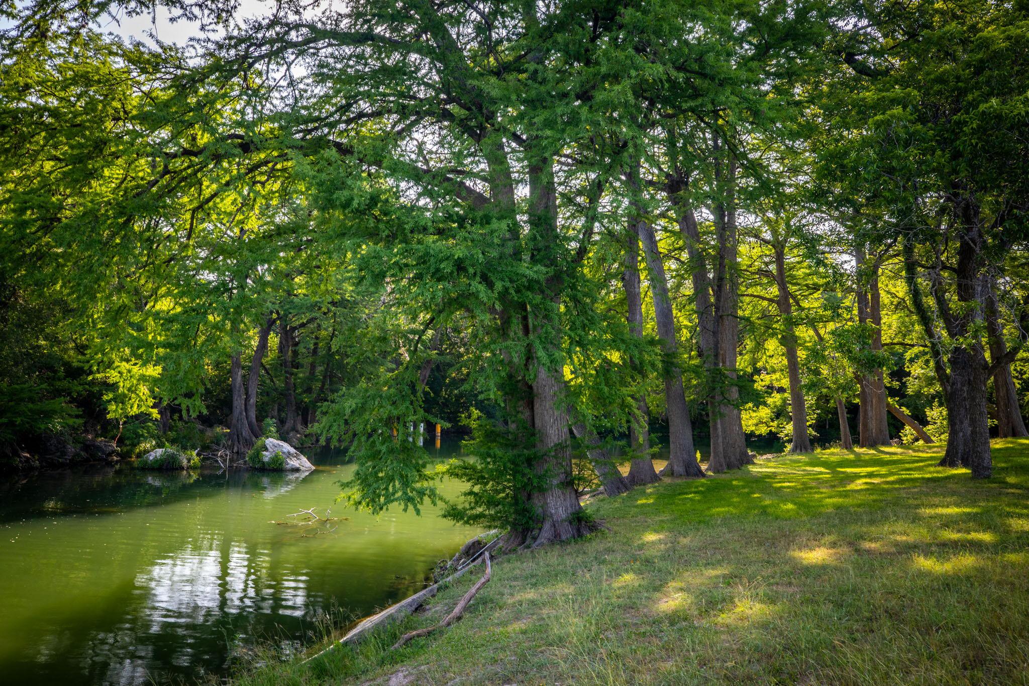 Image 18 of 40 For 1106 Hillcrest Dr