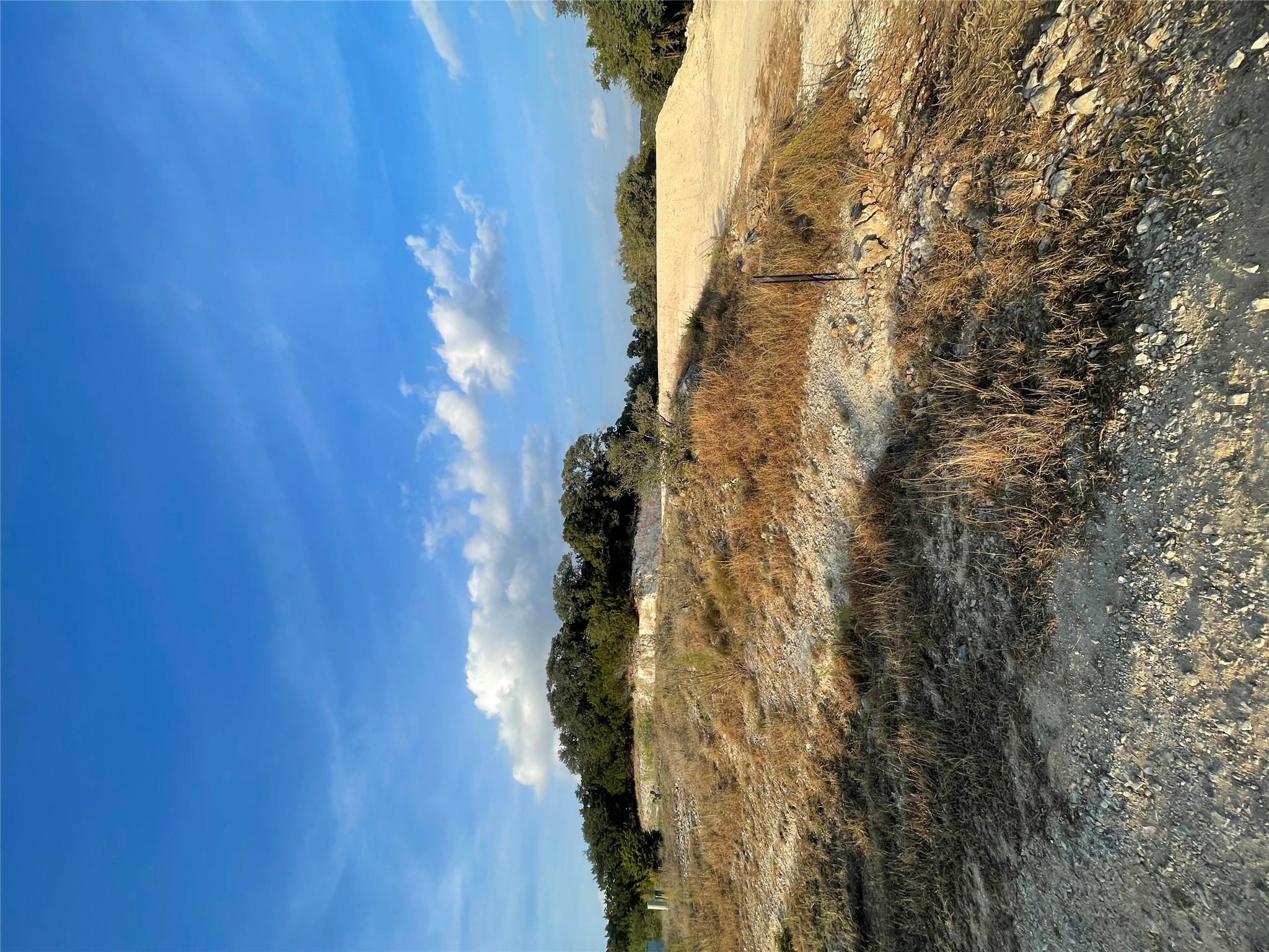 Image 5 of 7 For 146 Longwood Dr