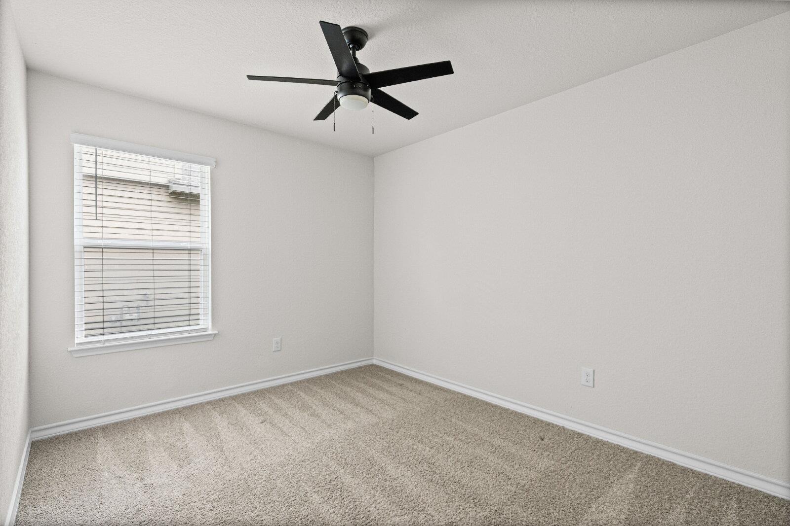 Image 12 of 18 For 388 Arbor Hills