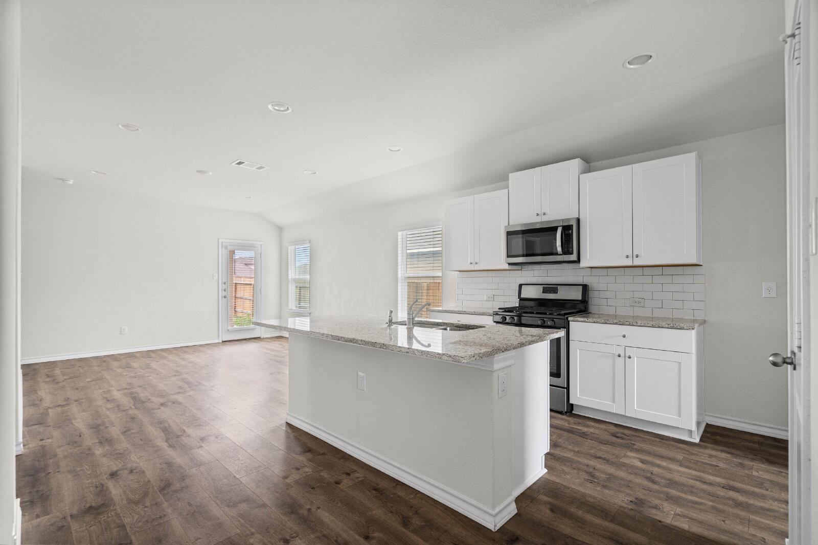 Image 3 of 18 For 388 Arbor Hills