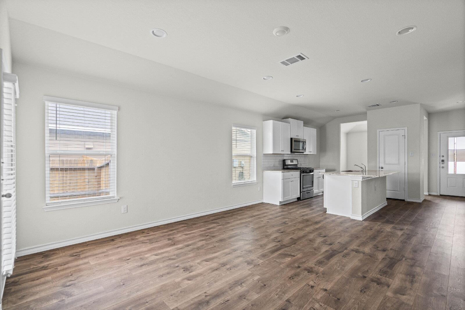 Image 9 of 18 For 388 Arbor Hills