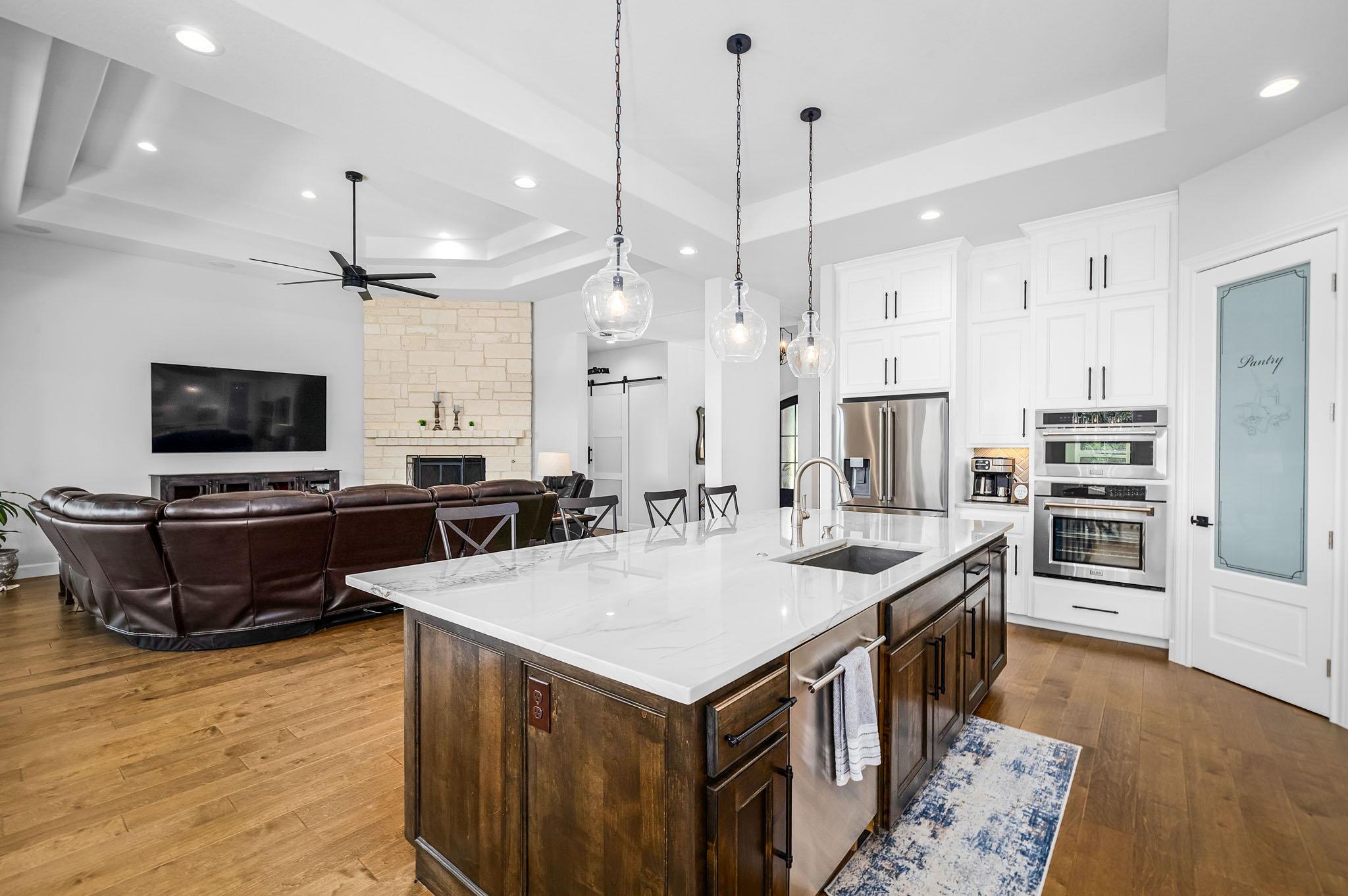 Image 17 of 40 For 1471 Redcloud Peak Dr