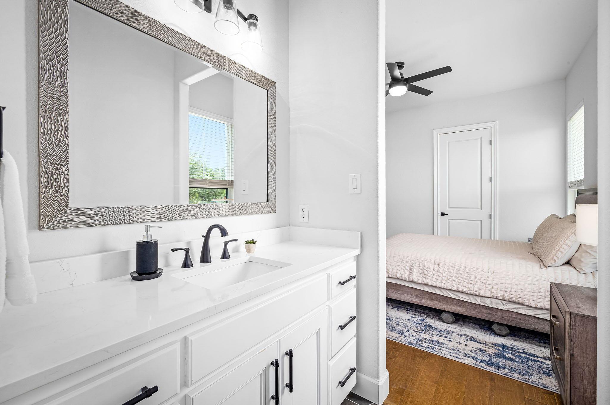 Image 29 of 40 For 1471 Redcloud Peak Dr