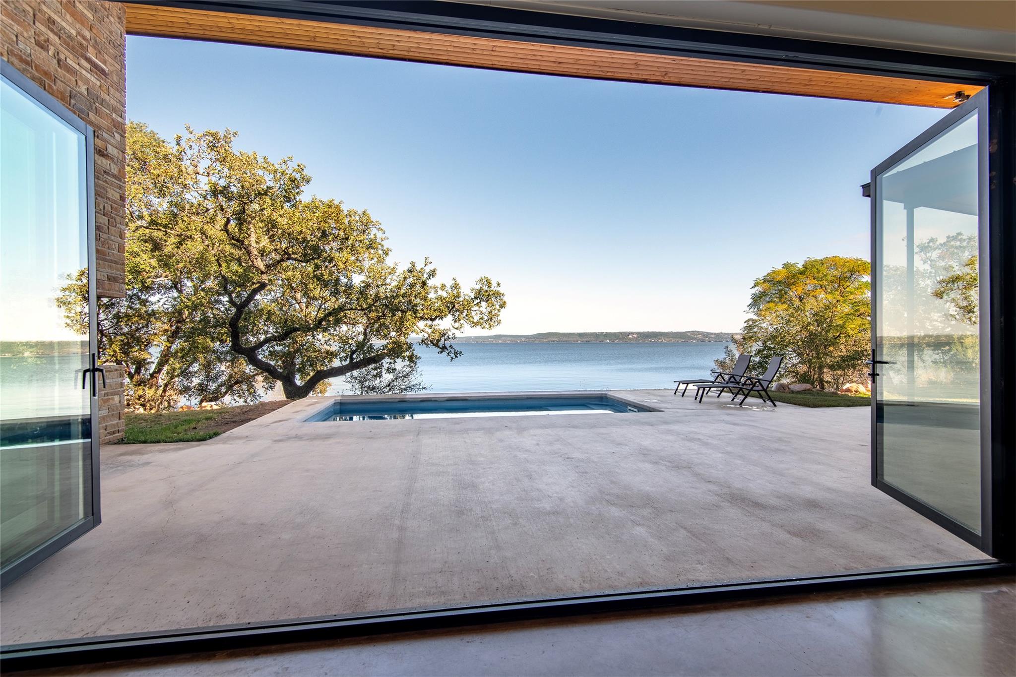 Image 39 of 40 For 247 Peninsula Dr