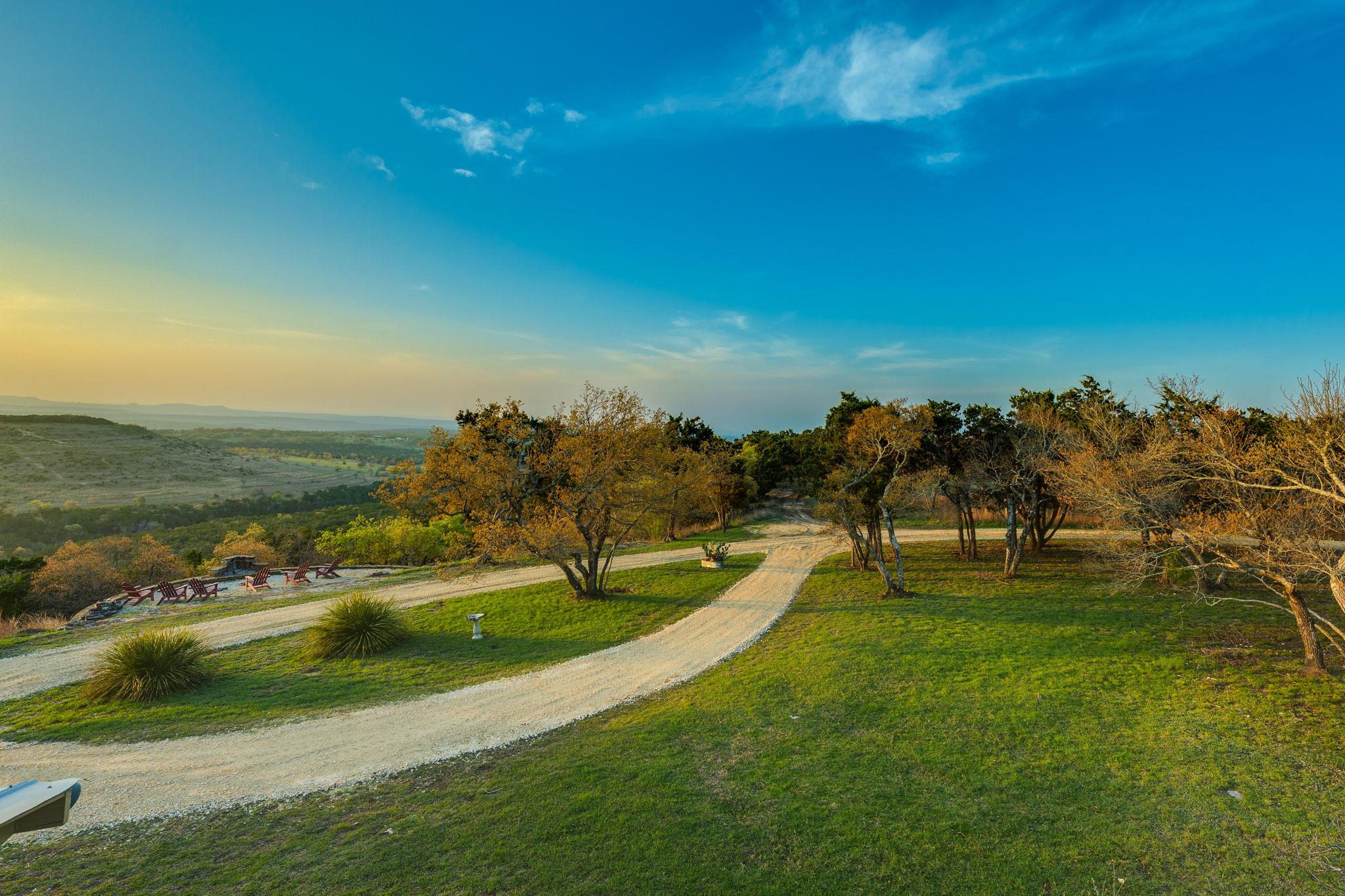 Image 21 of 40 For 281 Kloster Ln