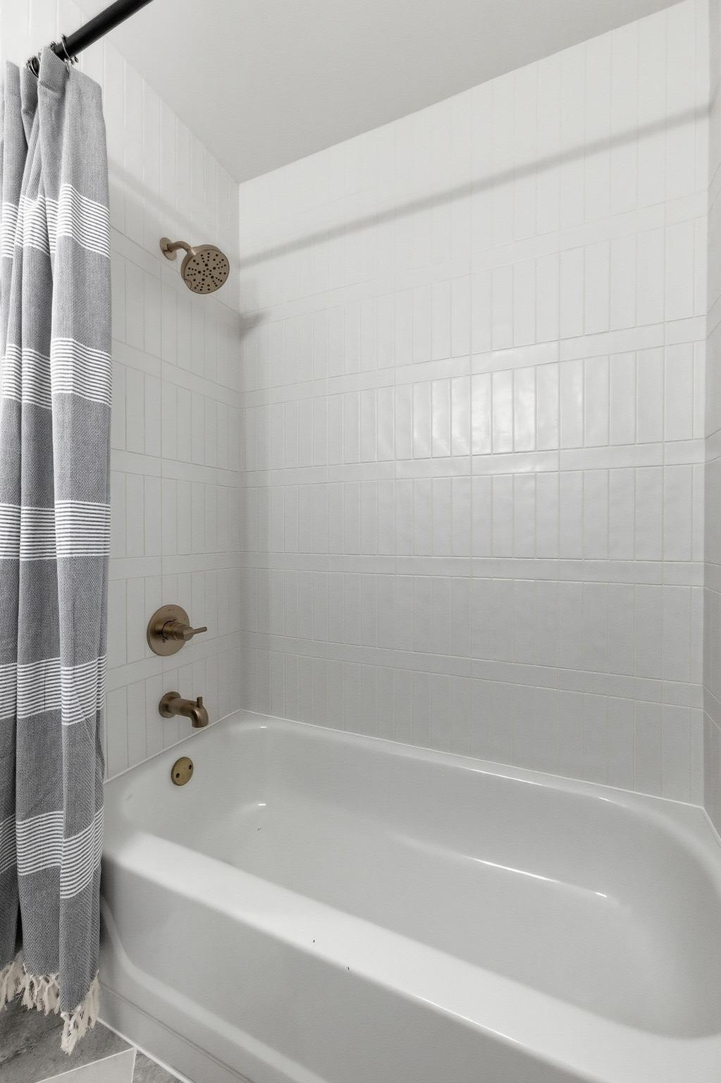 Image 20 of 27 For 12805 Tantara Dr