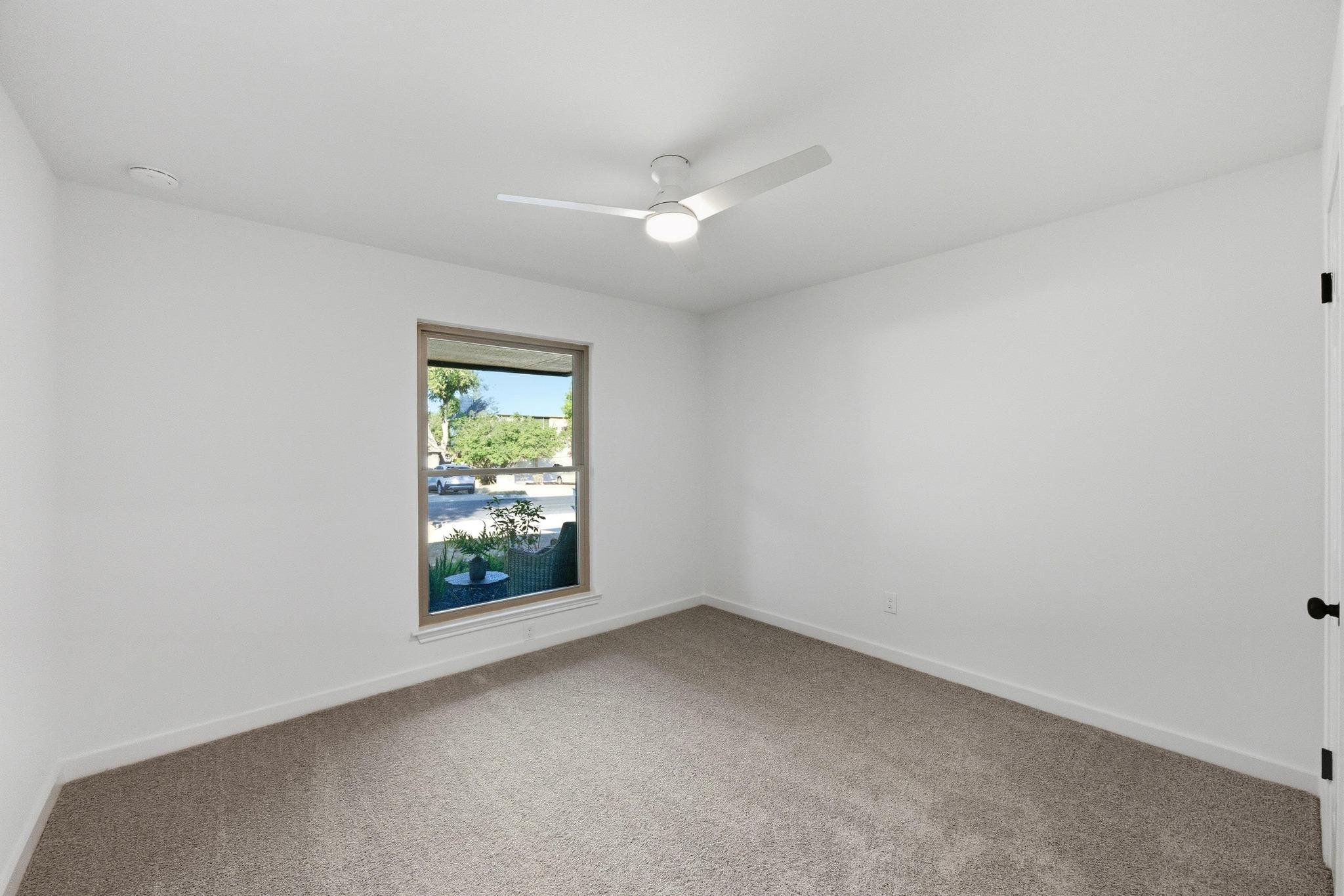 Image 23 of 27 For 12805 Tantara Dr