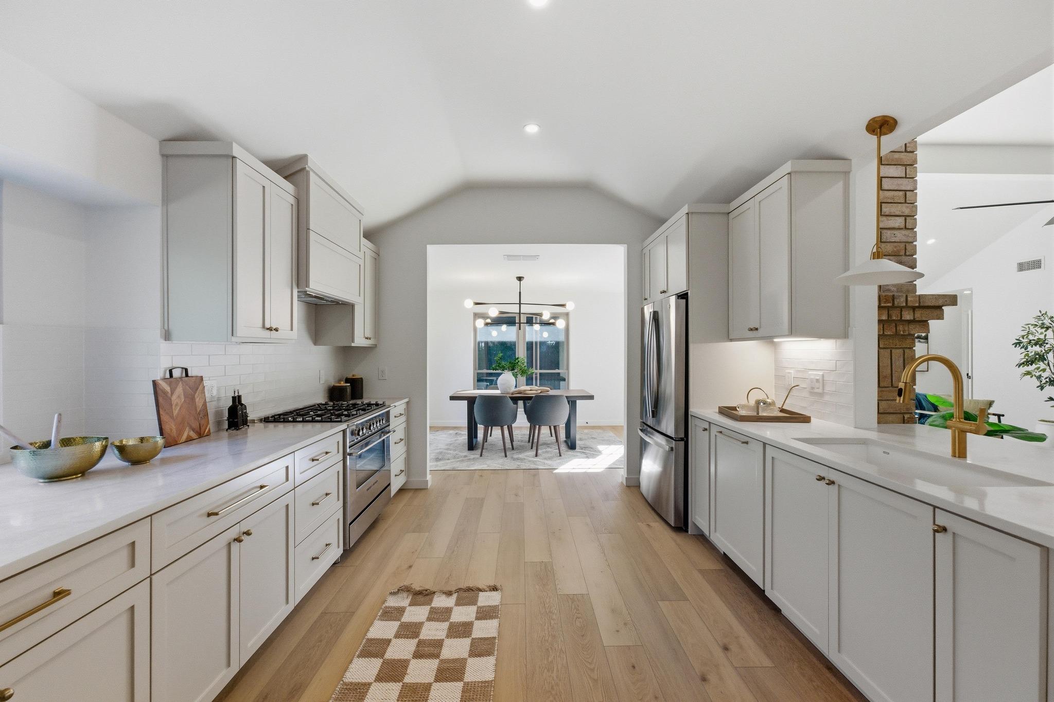 Image 6 of 27 For 12805 Tantara Dr