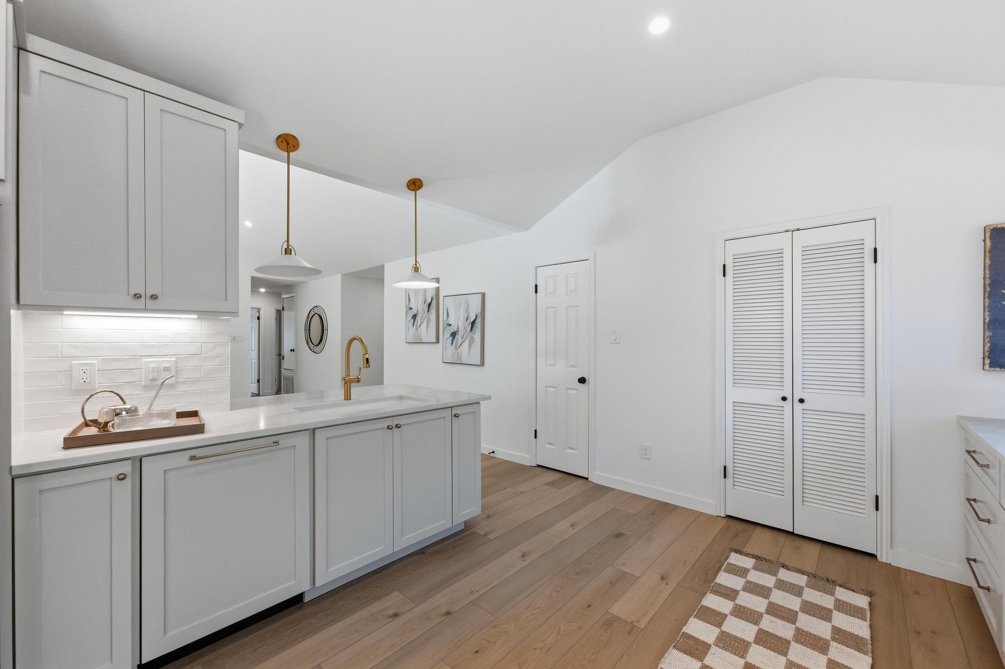 Image 8 of 27 For 12805 Tantara Dr