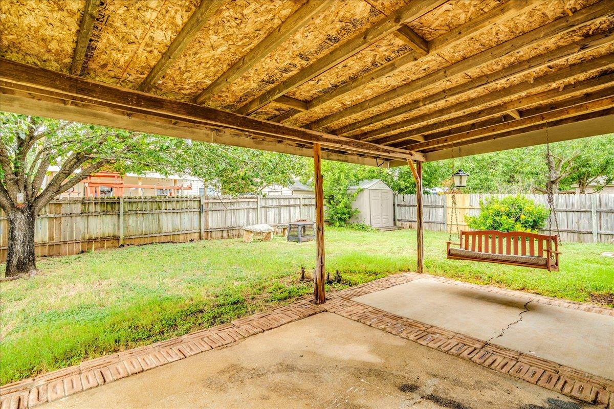 Image 24 of 27 For 1142 Stone Gdn