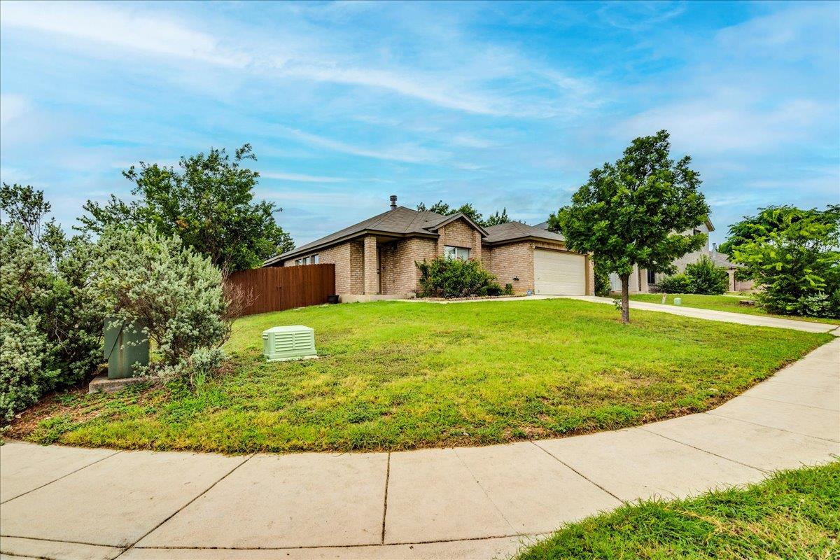 Image 26 of 27 For 1142 Stone Gdn