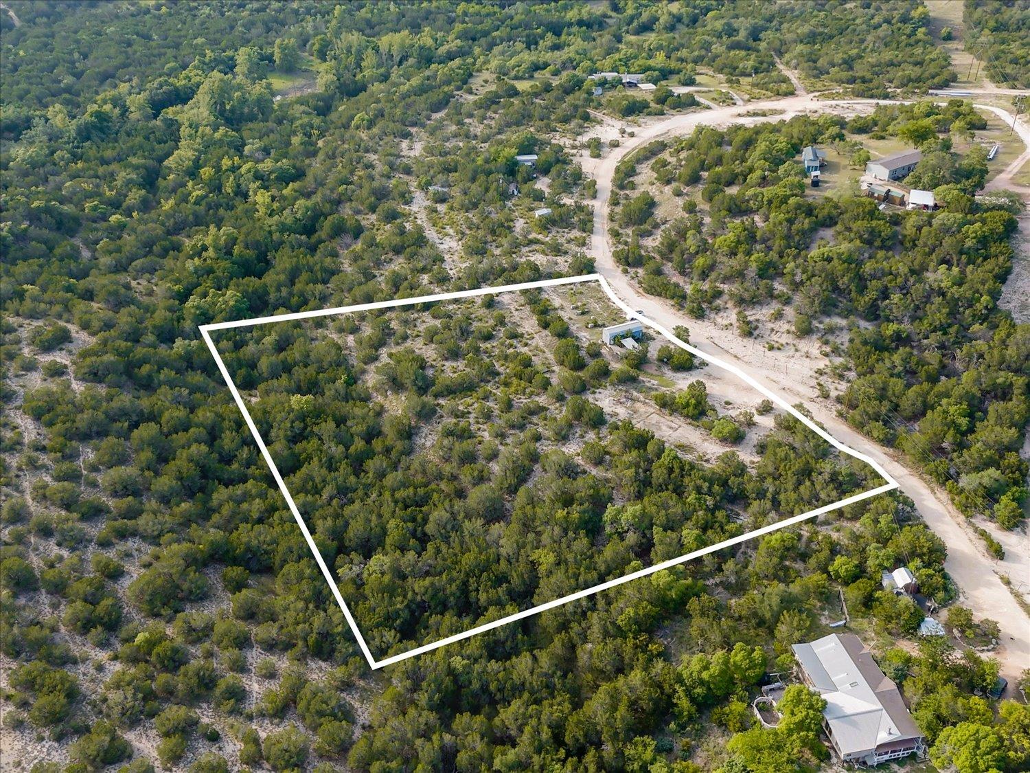 Details for 1227 Bonita Dr, Blanco, TX 78606