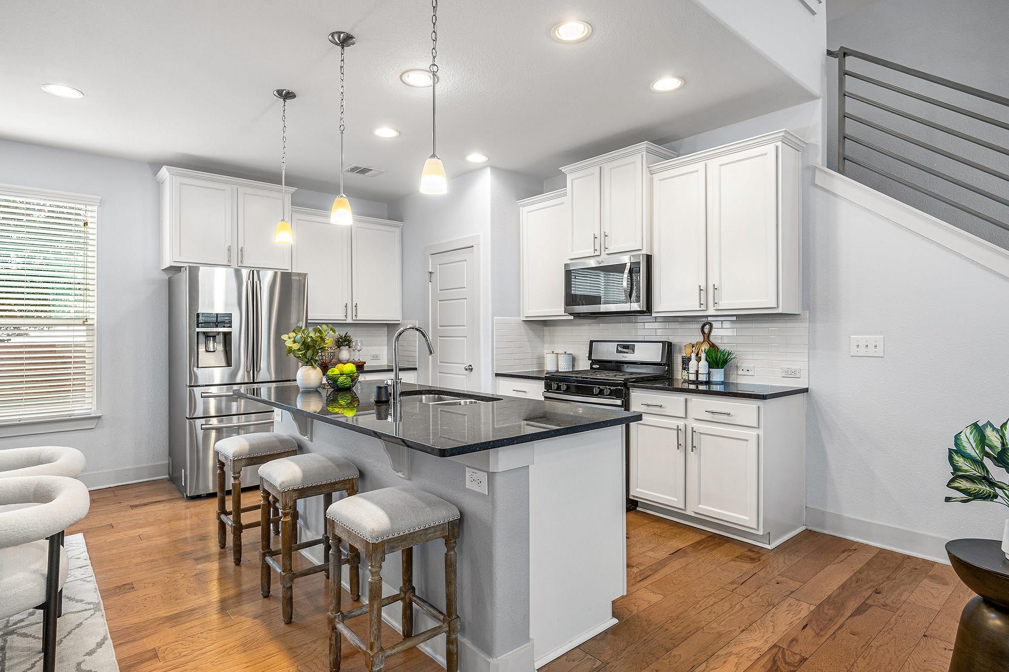 Image 6 of 33 For 2315 Capulet St