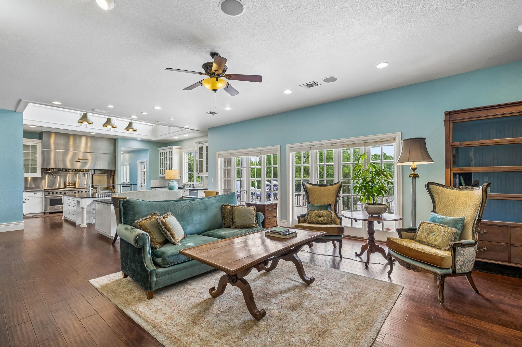 Image 14 of 40 For 999 Schwarzlose Rd