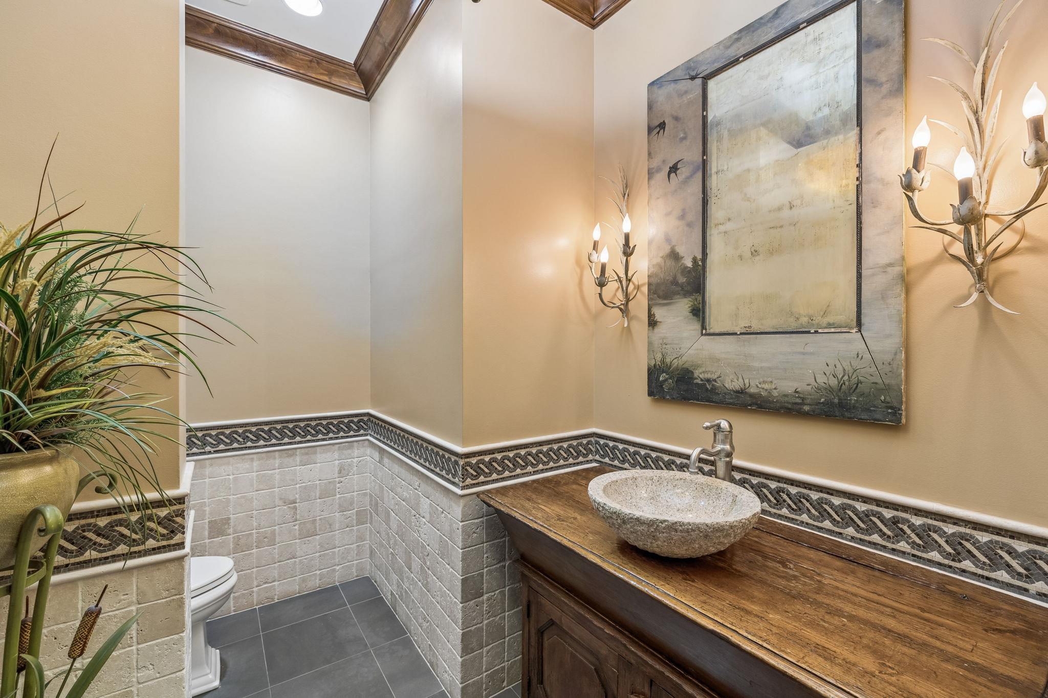 Image 32 of 40 For 999 Schwarzlose Rd