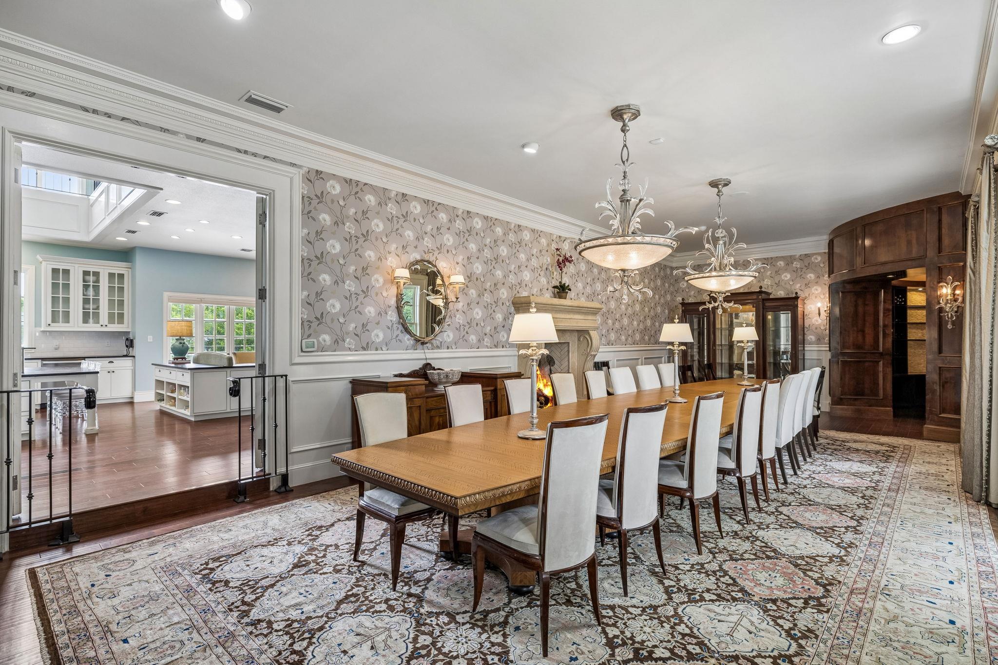 Image 9 of 40 For 999 Schwarzlose Rd