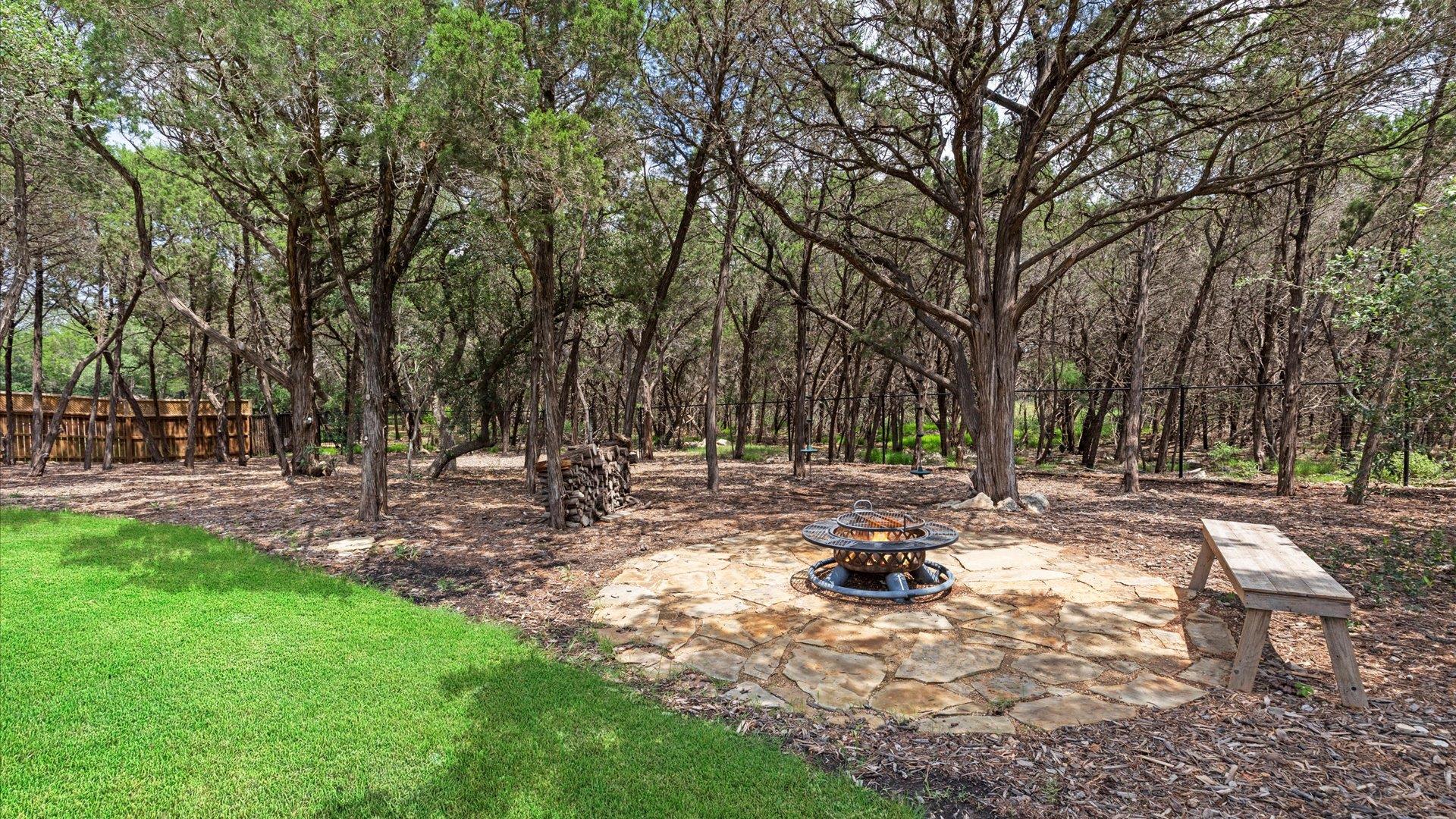 Image 35 of 39 For 2382 Geneseo Oaks