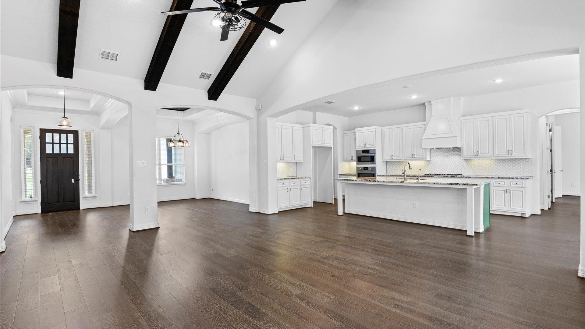 Image 8 of 39 For 2382 Geneseo Oaks