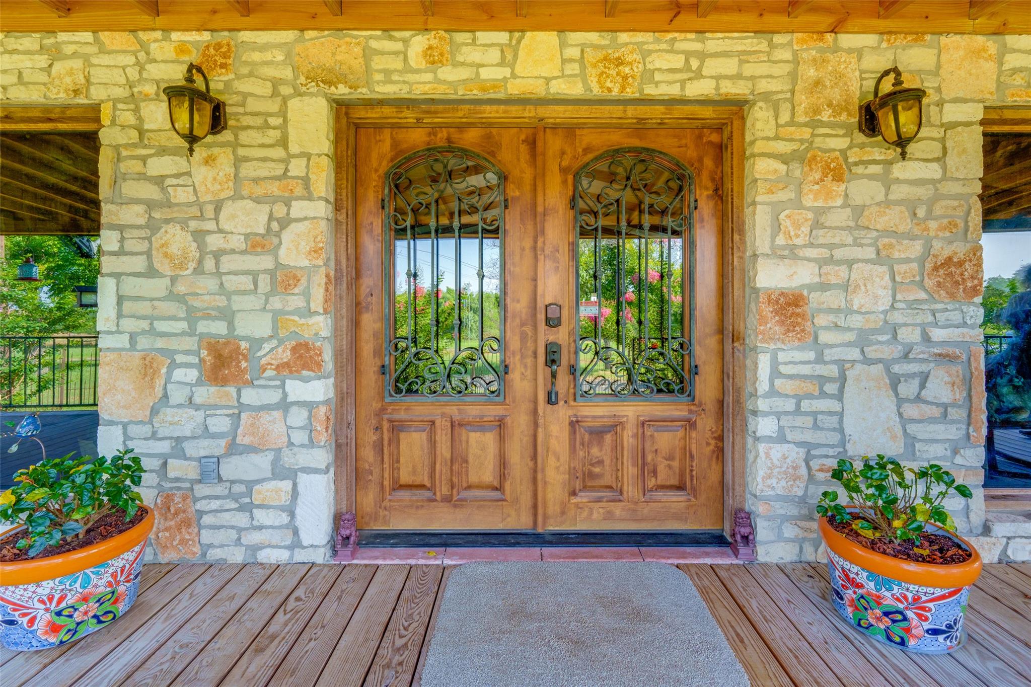 Image 6 of 38 For 10745 Rosemar Ln
