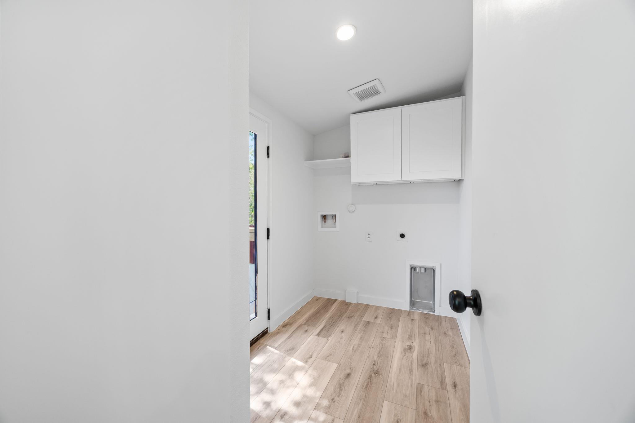 Image 17 of 19 For 404 Pecan St