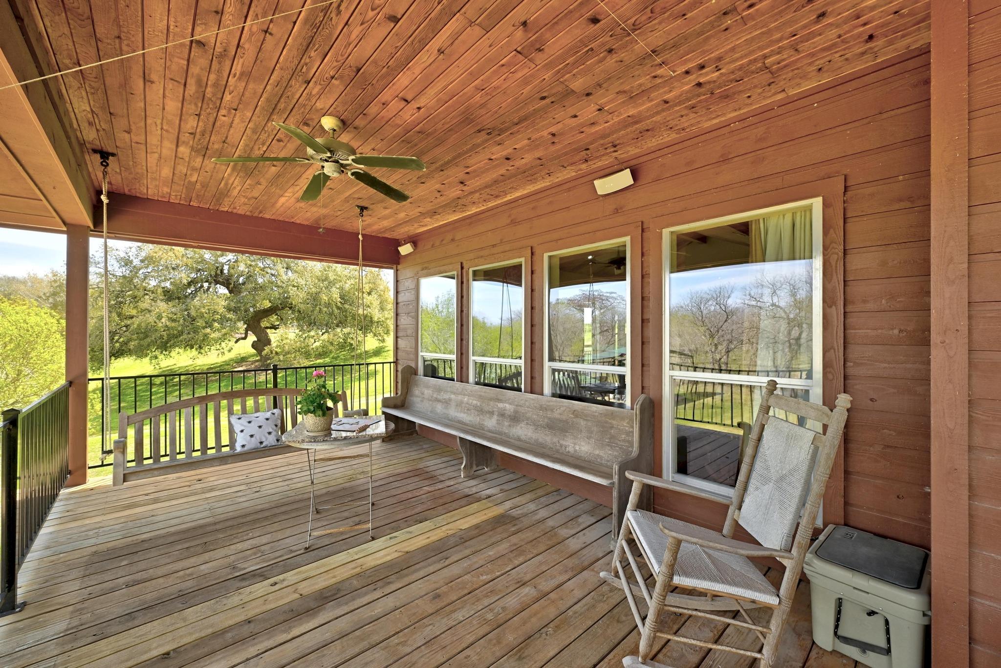 Image 30 of 39 For 398 Redbird Ln