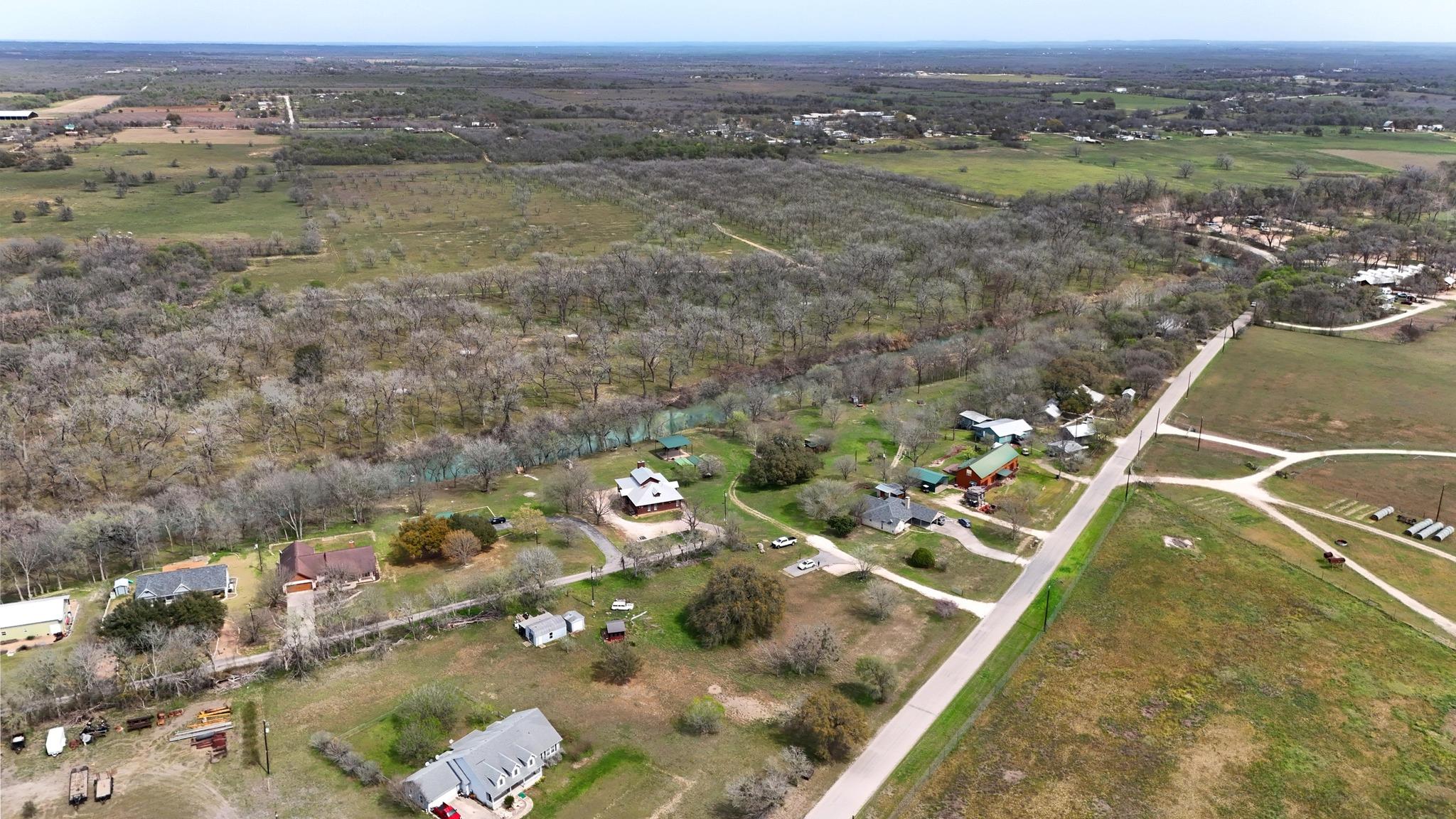 Image 35 of 39 For 398 Redbird Ln