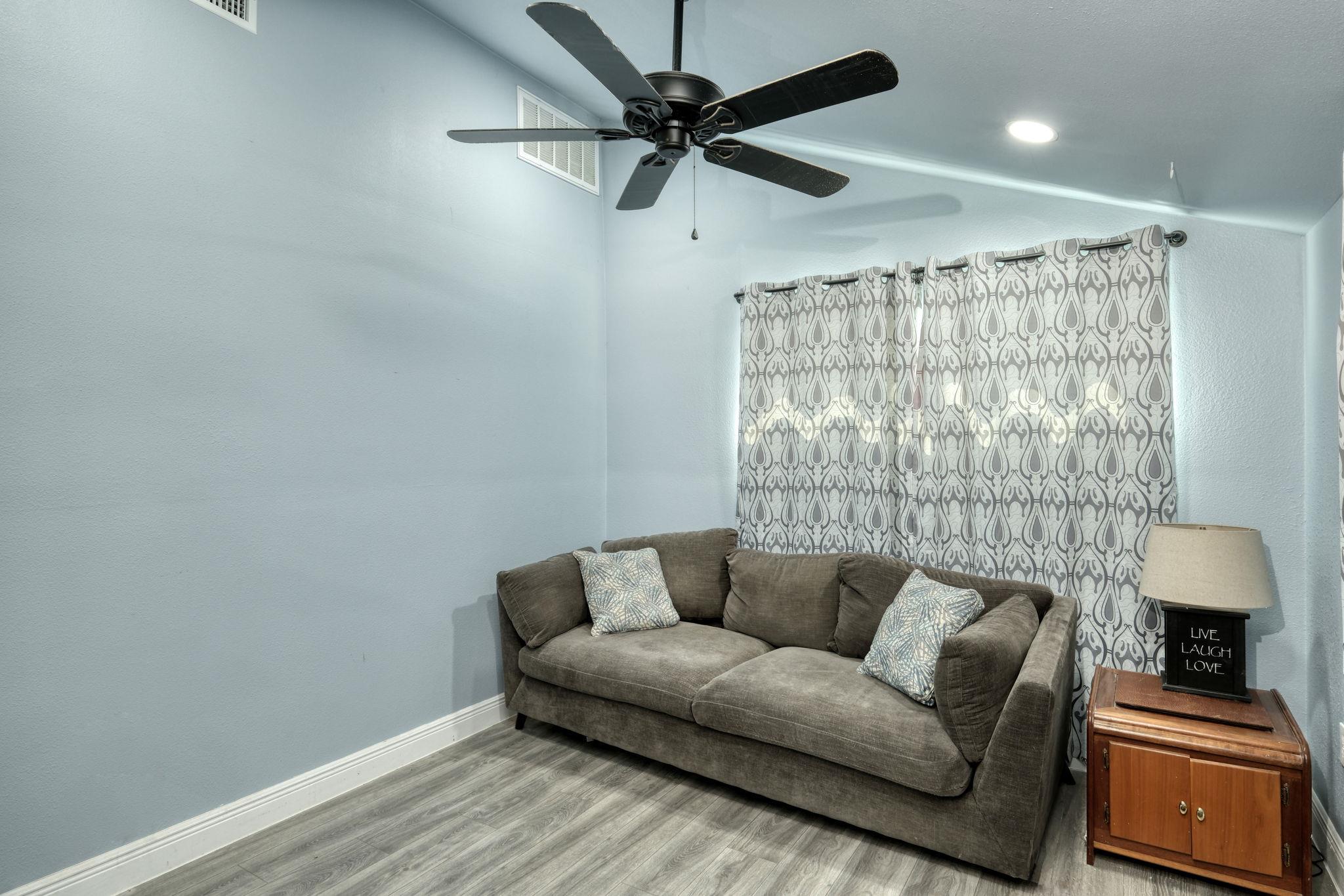 Image 30 of 40 For 11900 Fm 1660