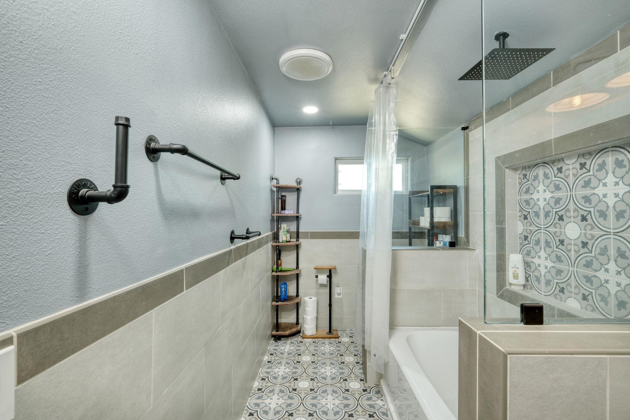 Image 34 of 40 For 11900 Fm 1660