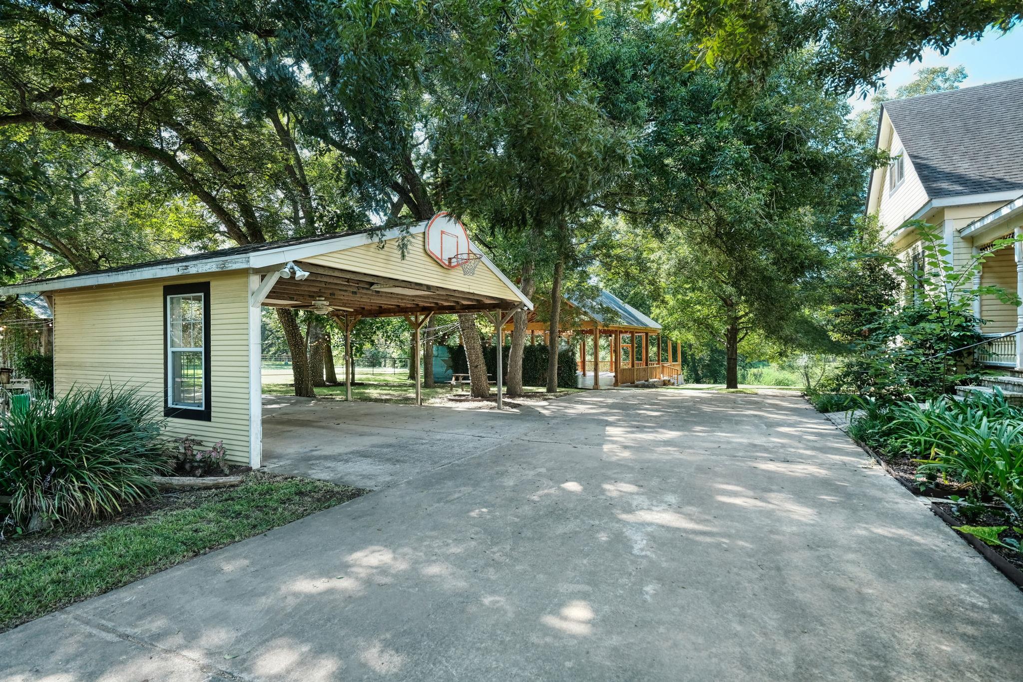 Image 5 of 40 For 11900 Fm 1660