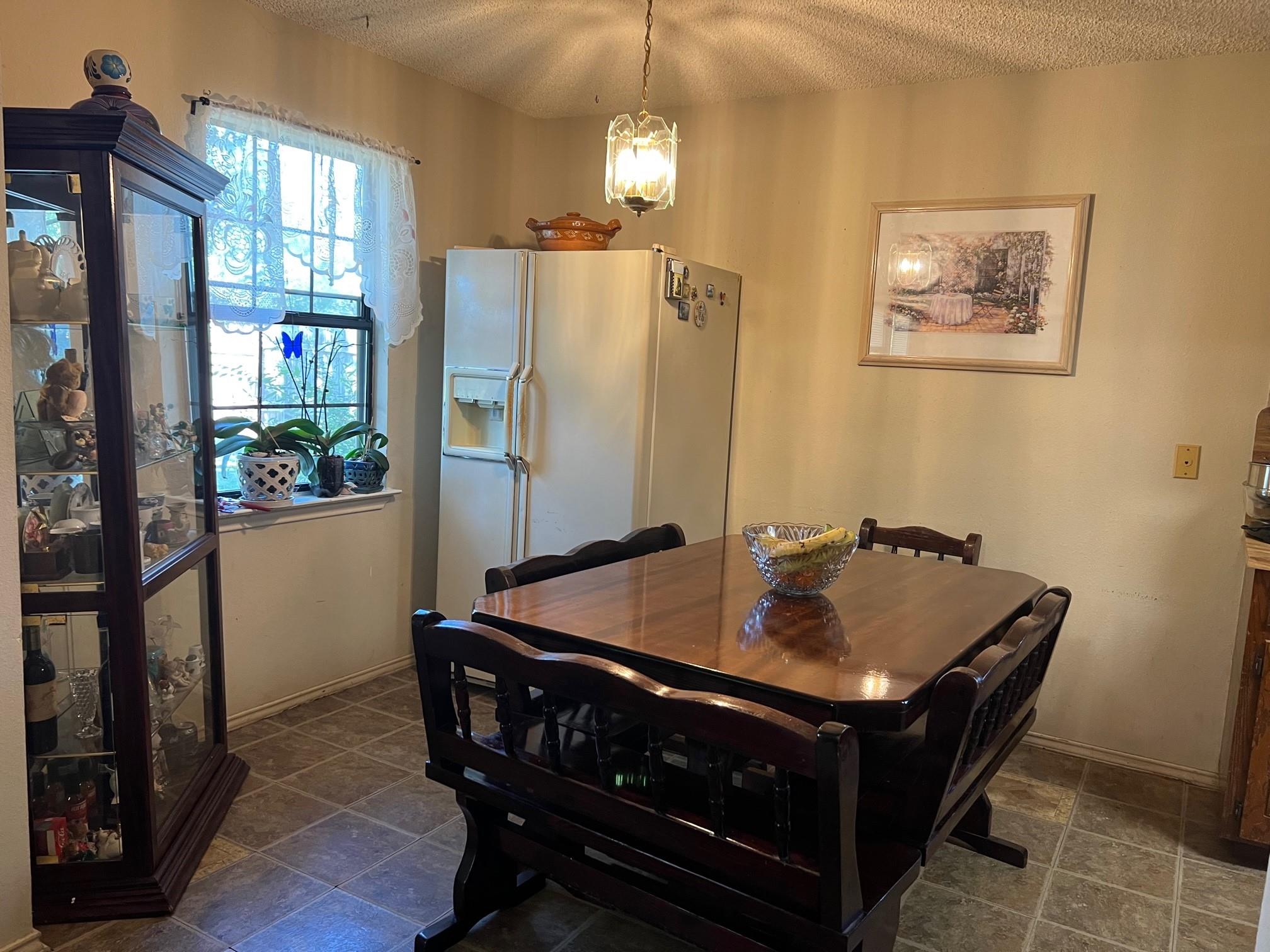 Image 3 of 26 For 217 Green Pasture Dr