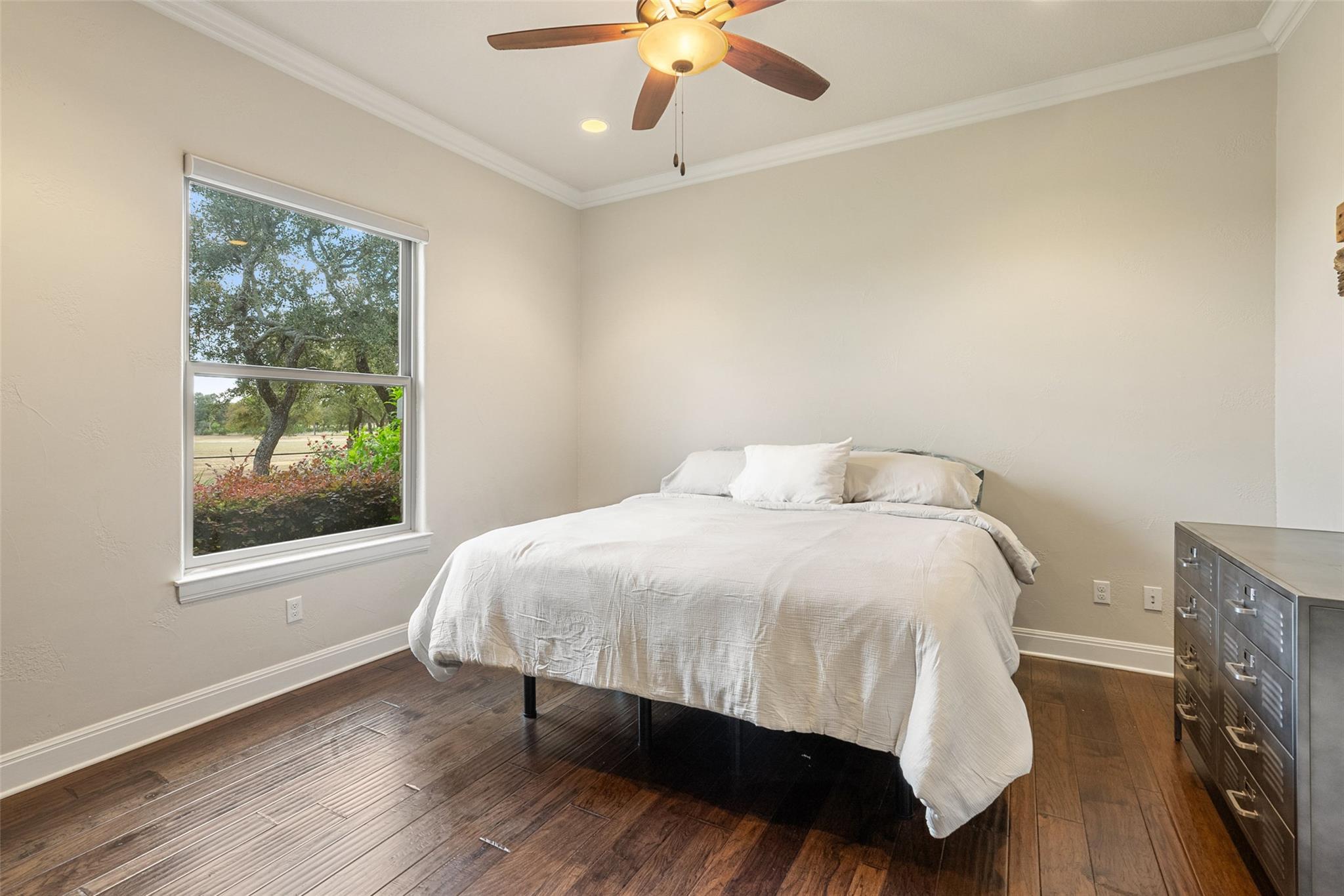 Image 25 of 40 For 2700 County Road 282 Rd