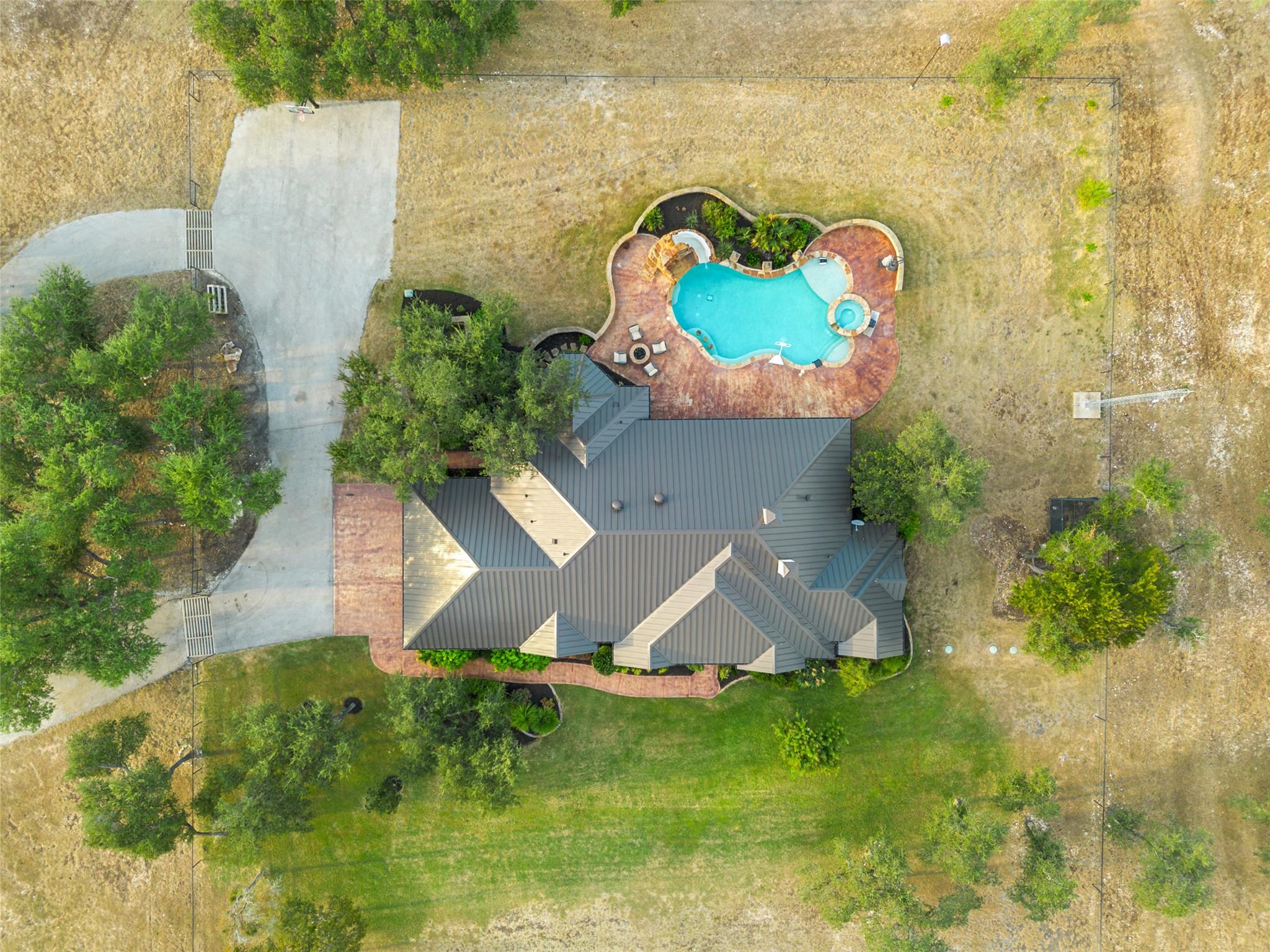 Image 5 of 40 For 2700 County Road 282 Rd