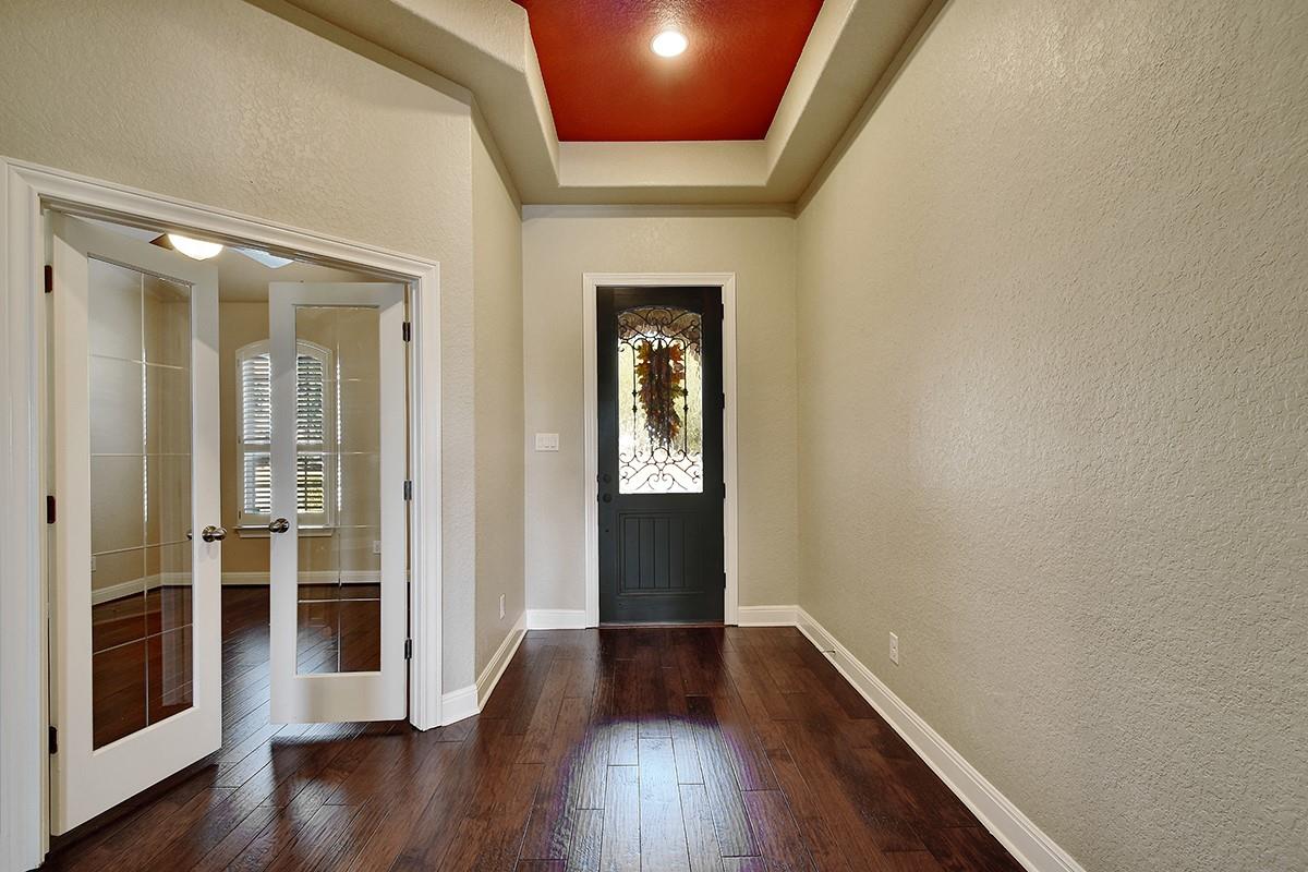 Image 12 of 40 For 930 Dulce Vis