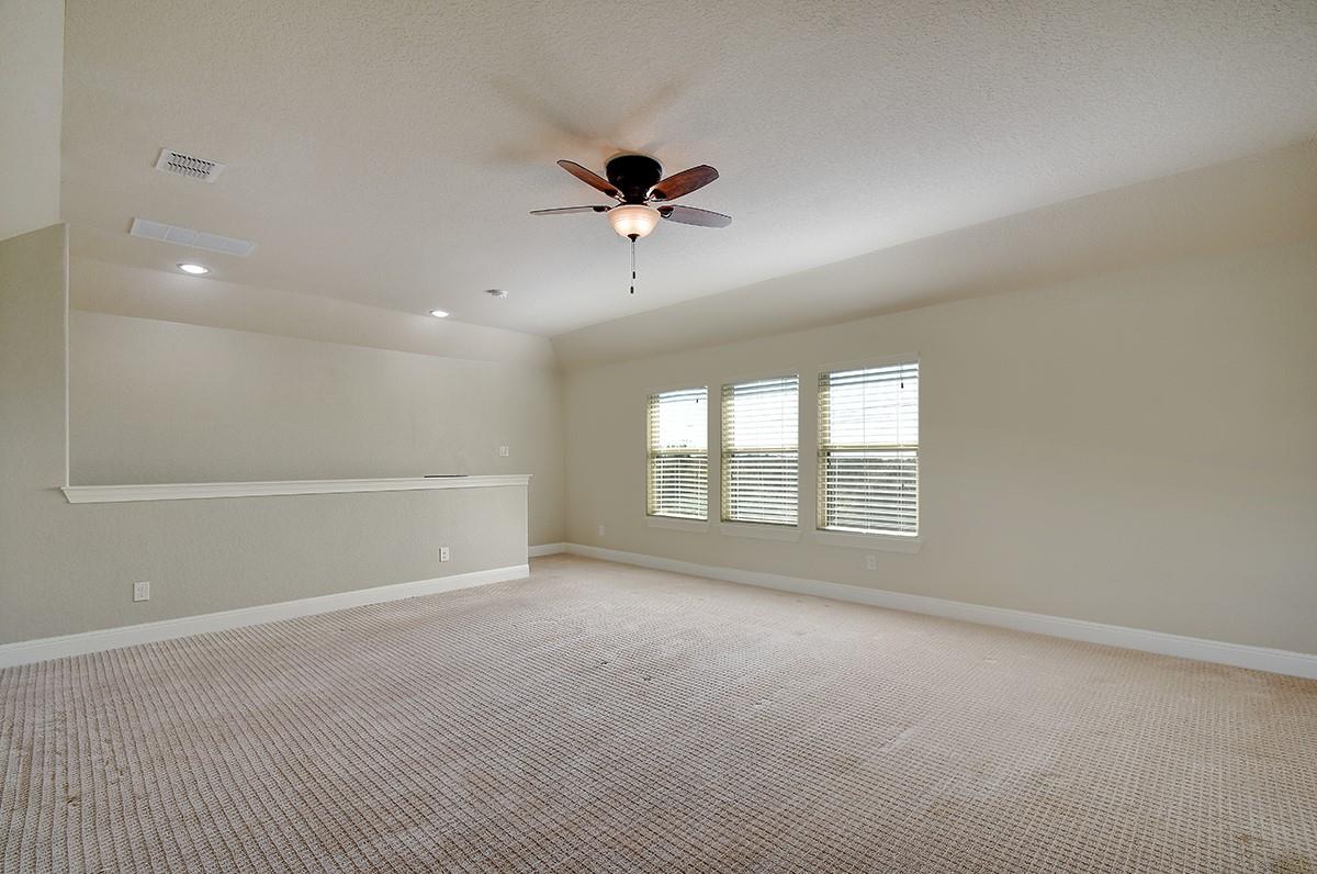 Image 31 of 40 For 930 Dulce Vis