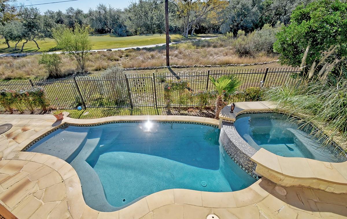 Image 33 of 40 For 930 Dulce Vis